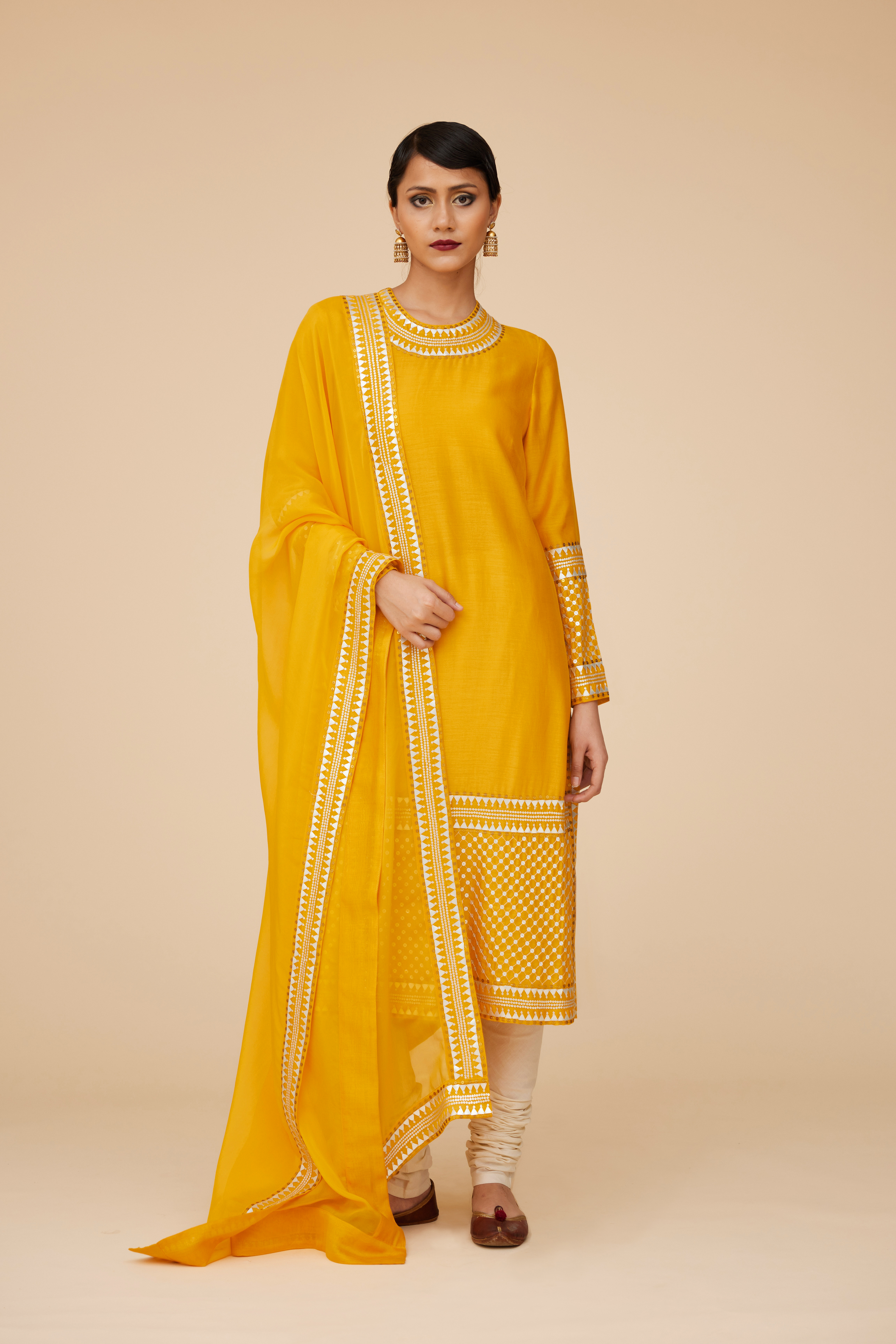 Jaal Border Kurta Set