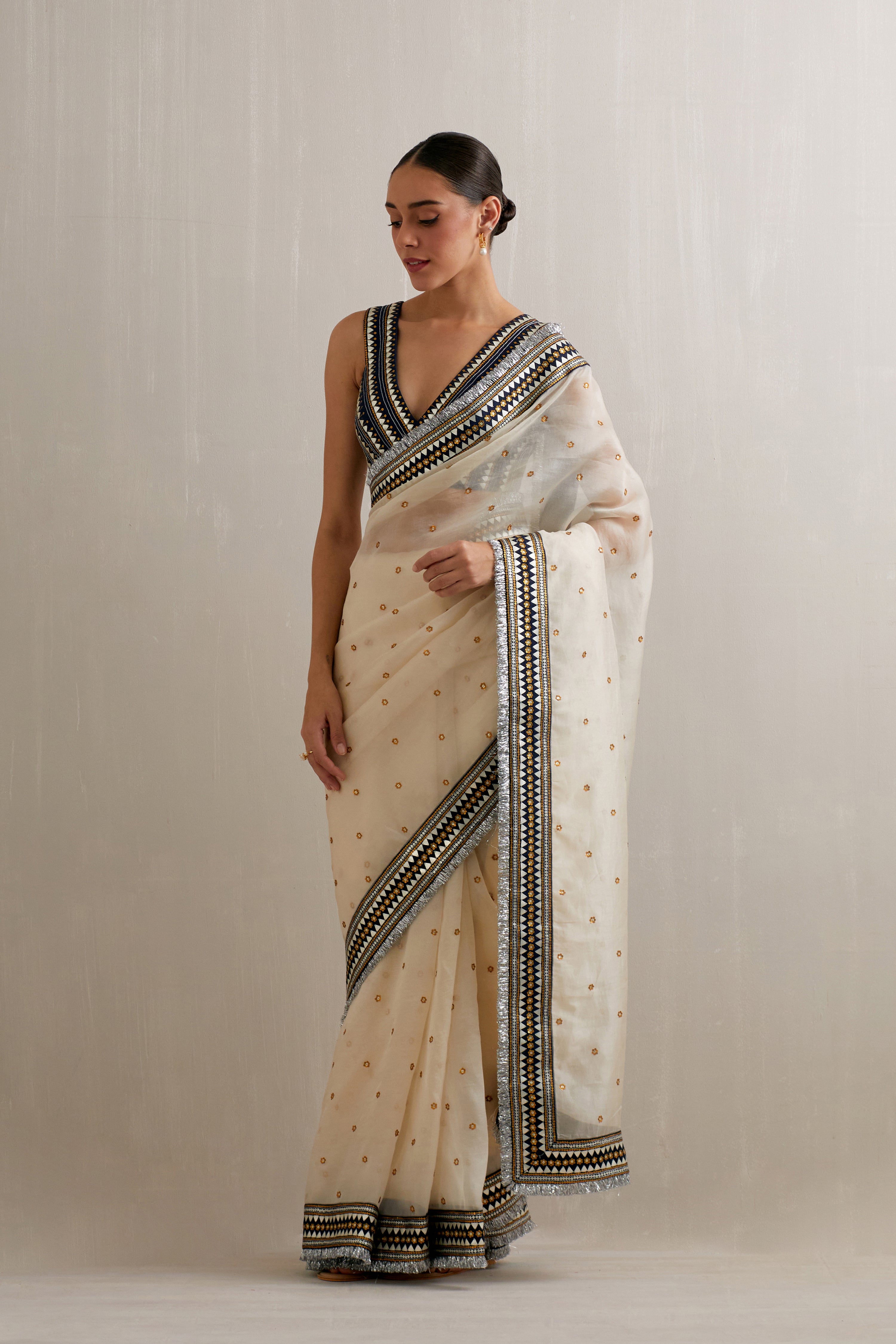Mirrored Pyramids Border Saree Set