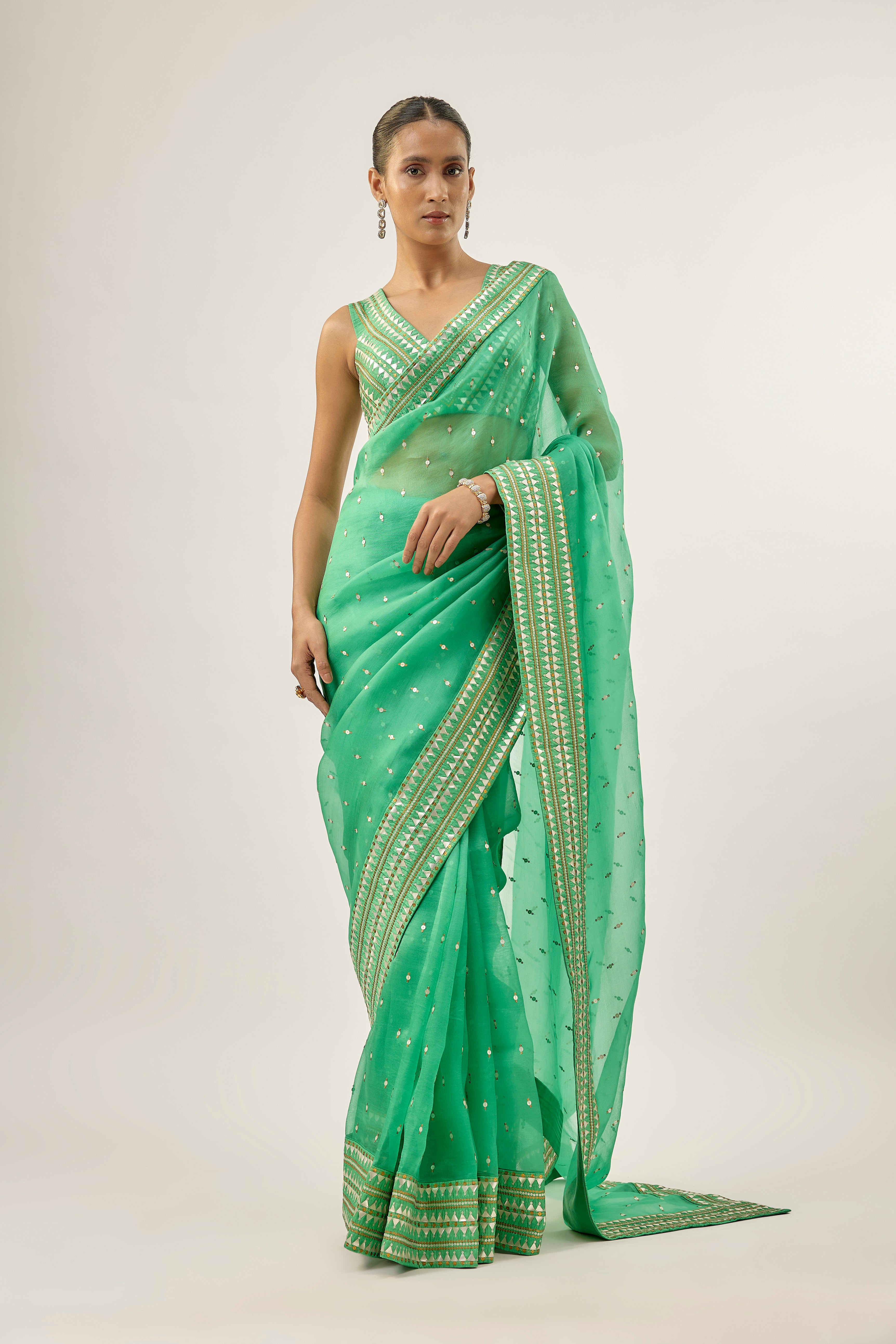Inverted Fence Border Saree Set