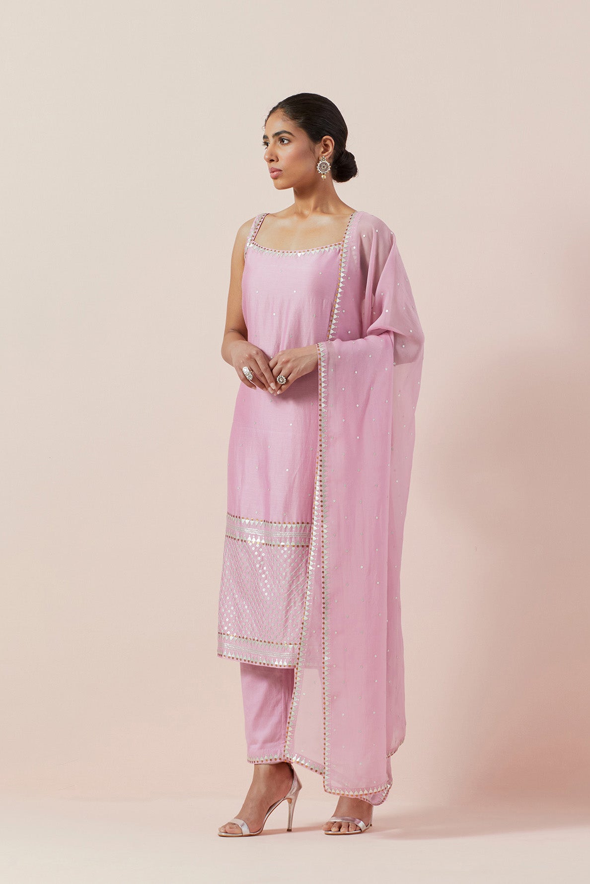 Jaal Border Kurta Set