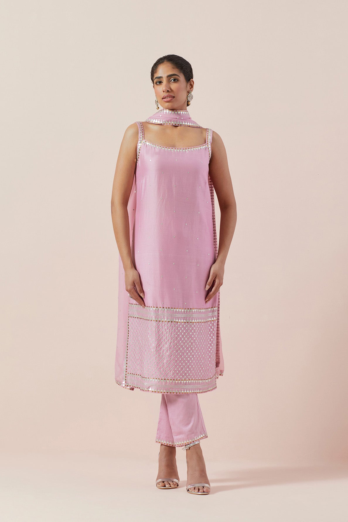 Jaal Border Kurta Set