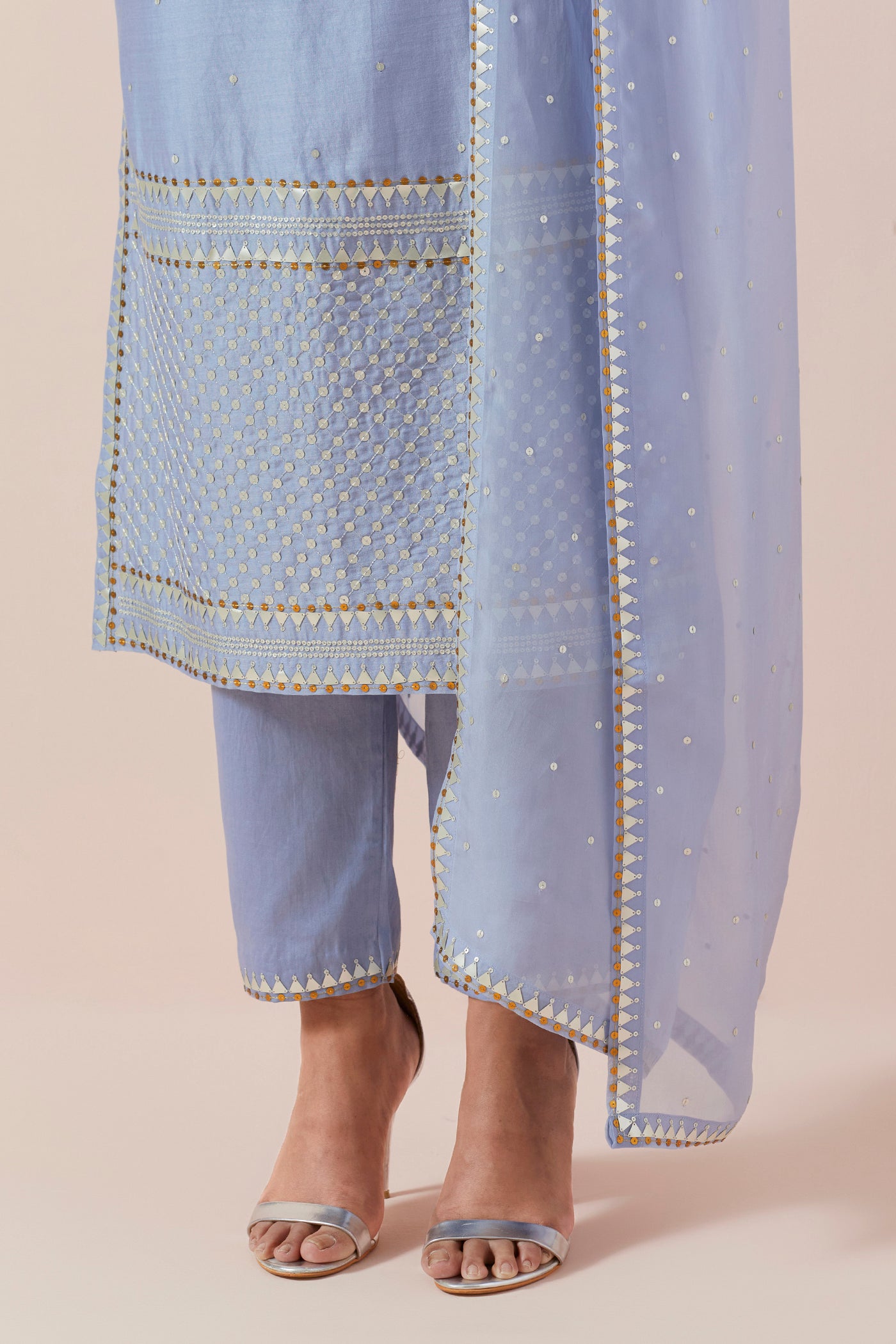 Jaal Border Kurta Set