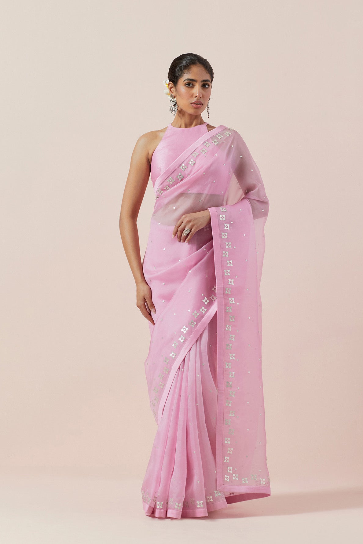 Four-Petal Floral Tendril Saree Set