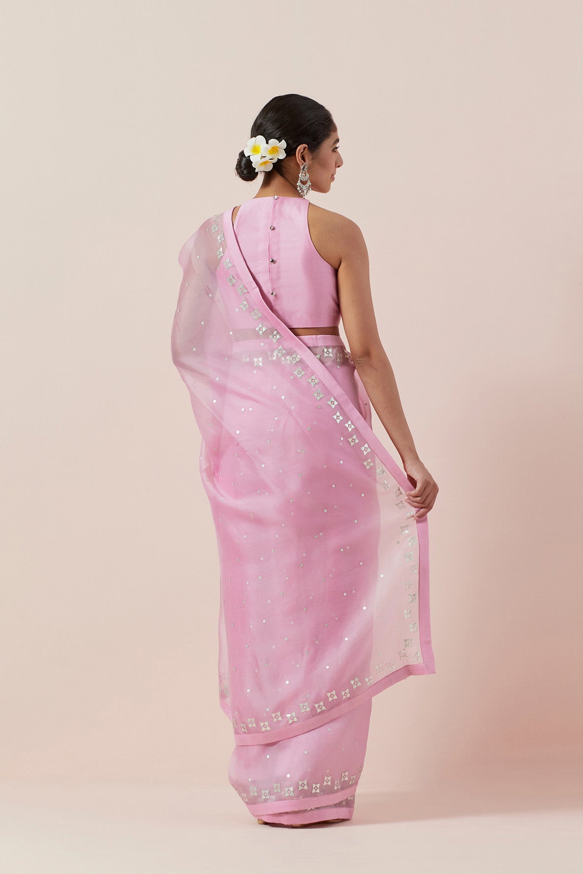 Four-Petal Floral Tendril Saree Set