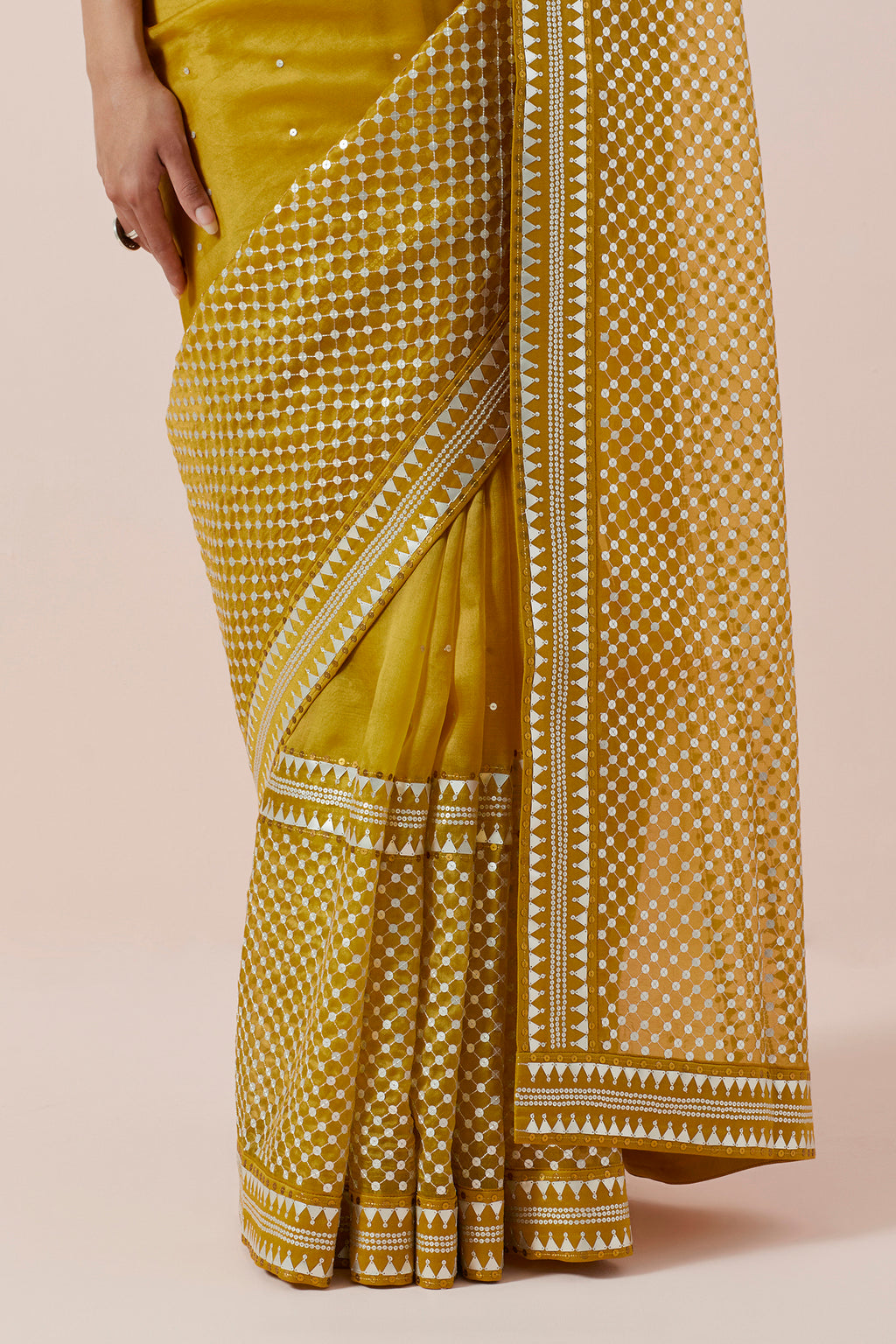 Jaal Border Saree Set