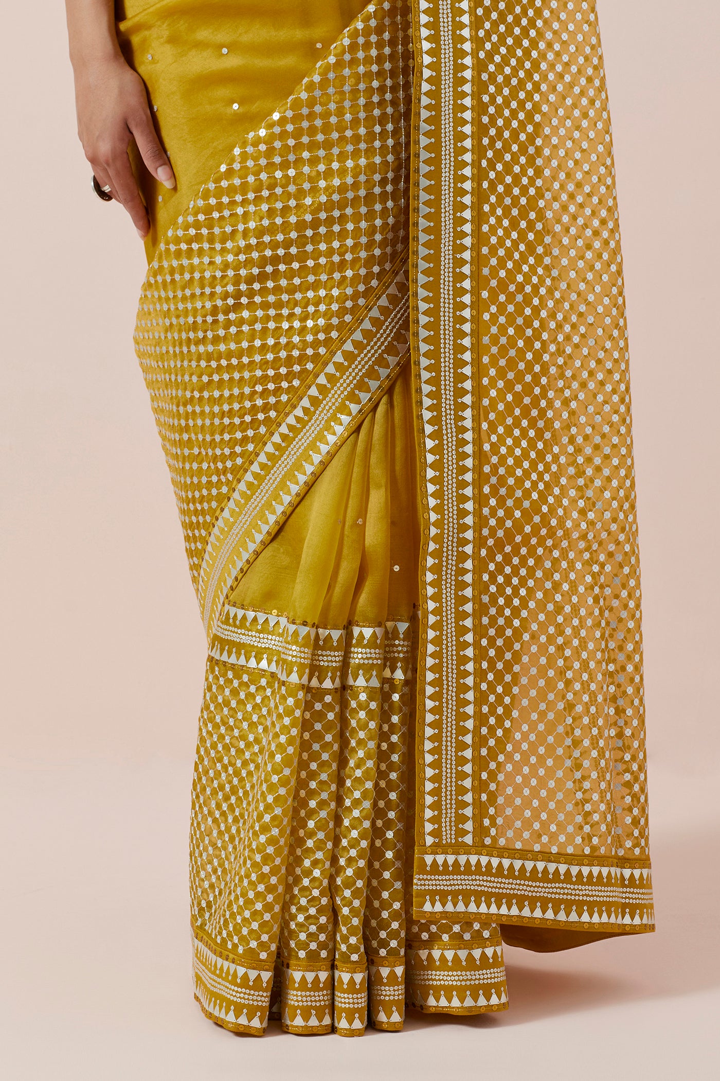 Jaal Border Saree Set