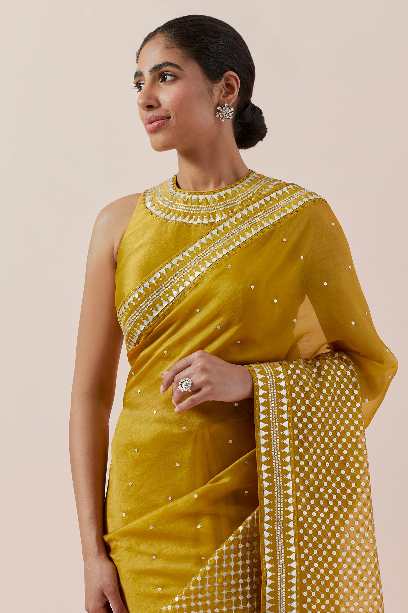 Jaal Border Saree Set