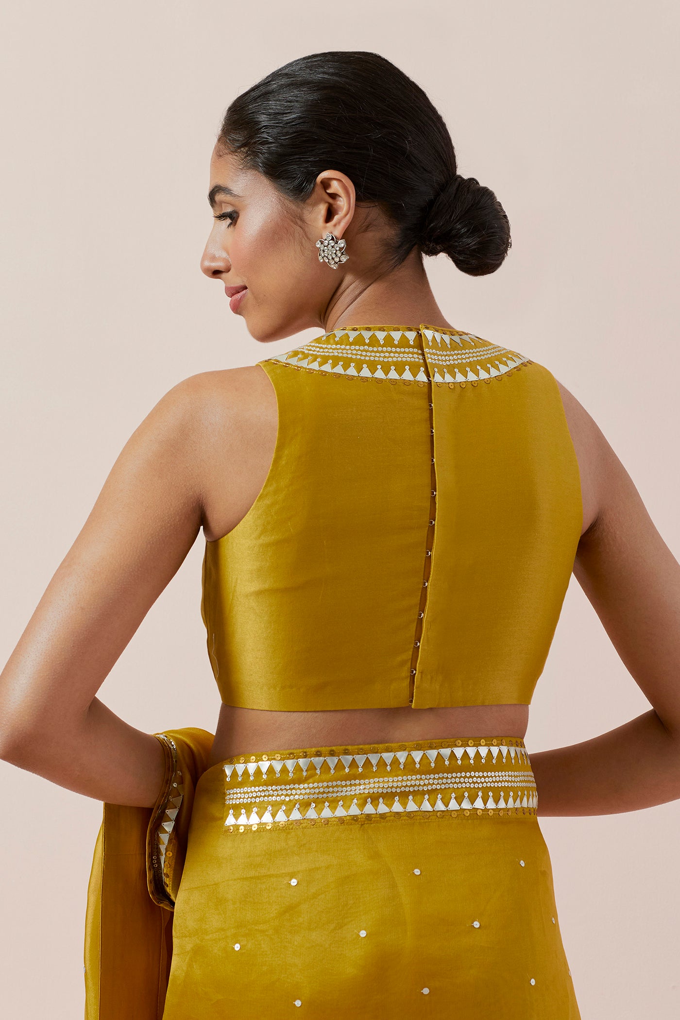 Jaal Border Saree Set