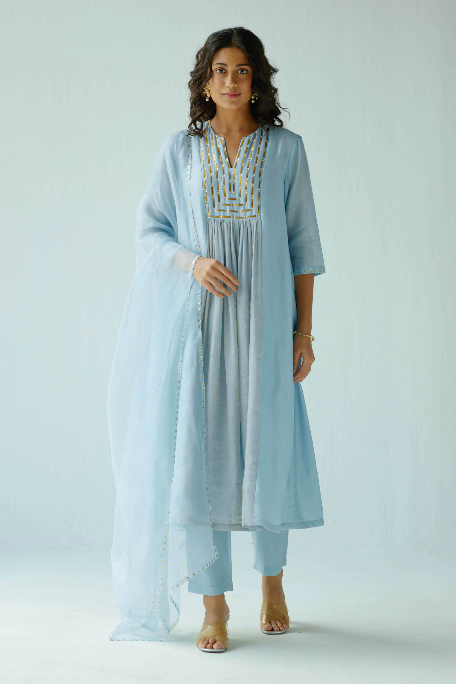 Concentric Lines Yoke Kurta Set
