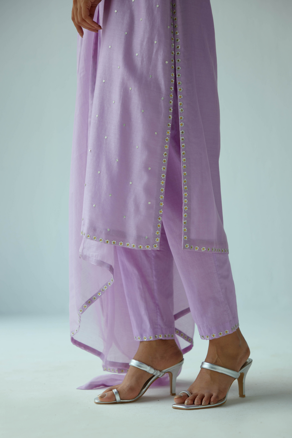 Floral Motif Halter-Neck Kurta Set