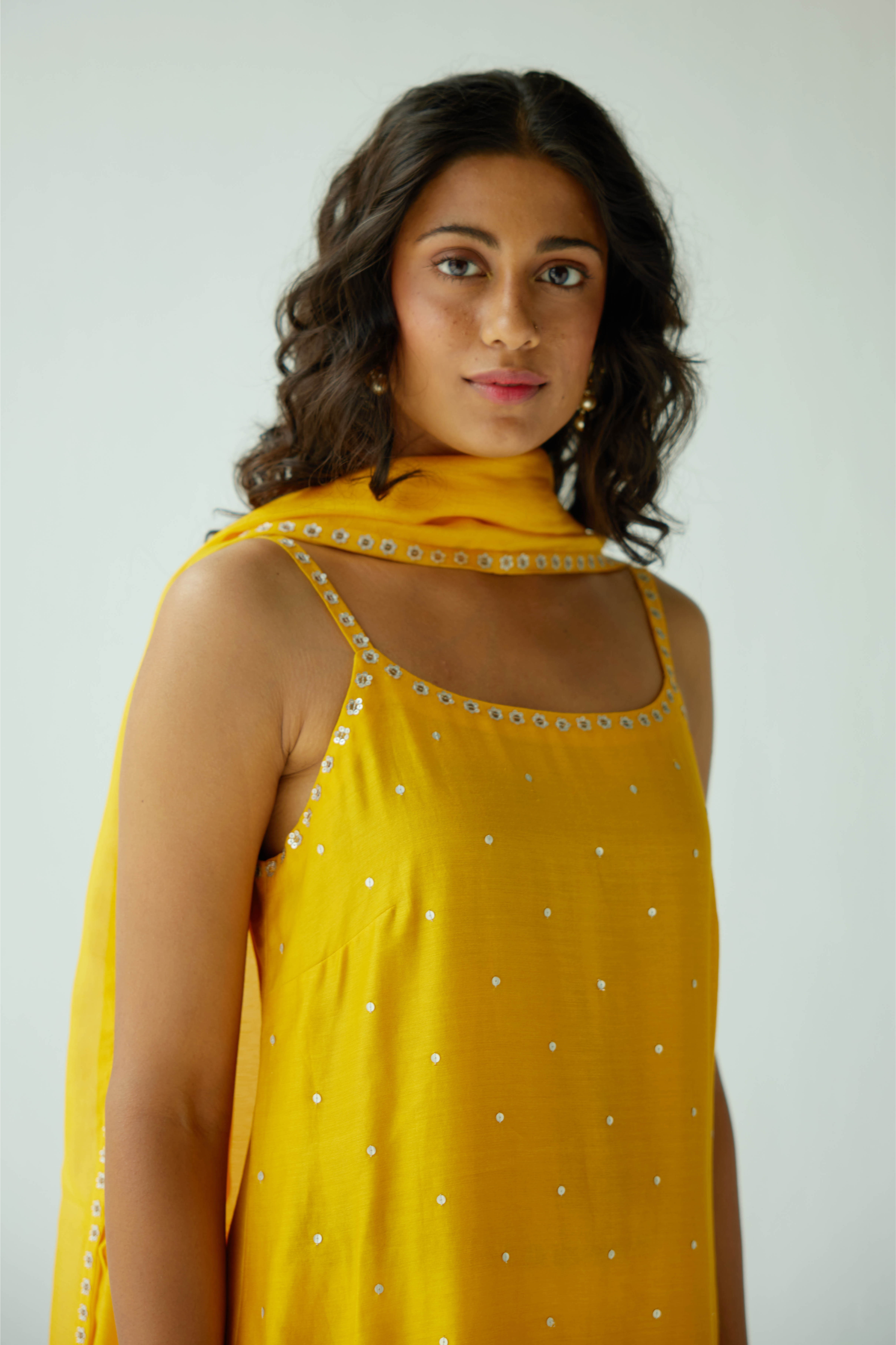 Floral Motif Strappy Kurta Set