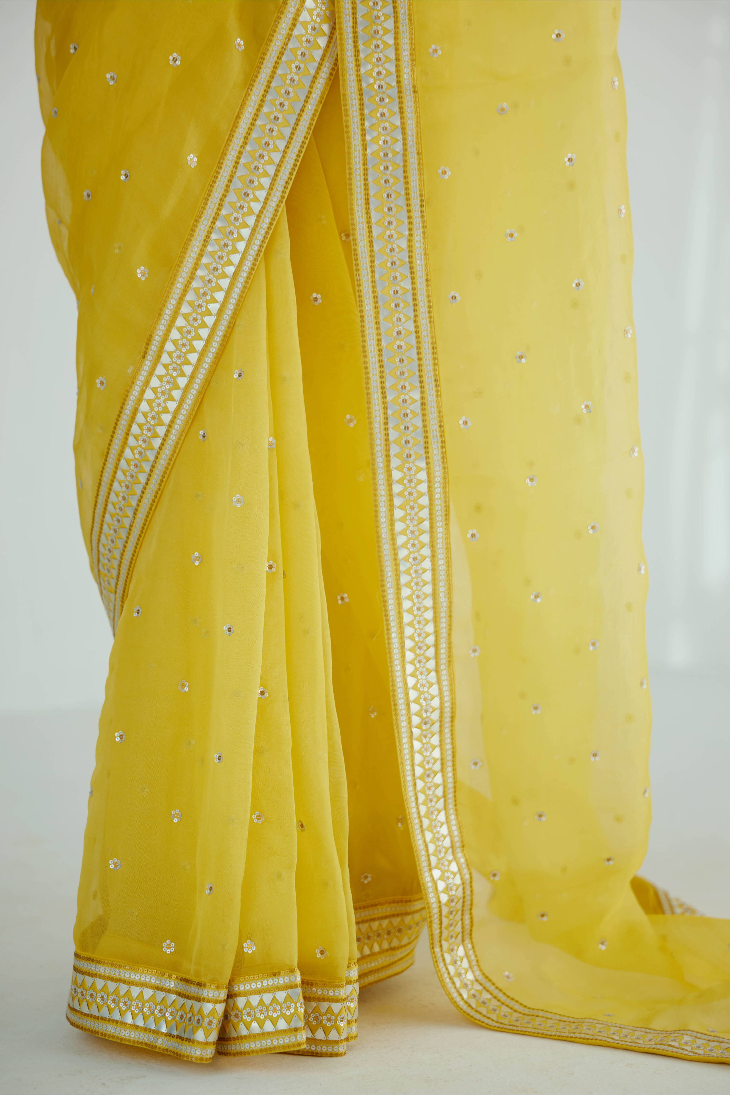 Mirrored Pyramids Border Saree Set