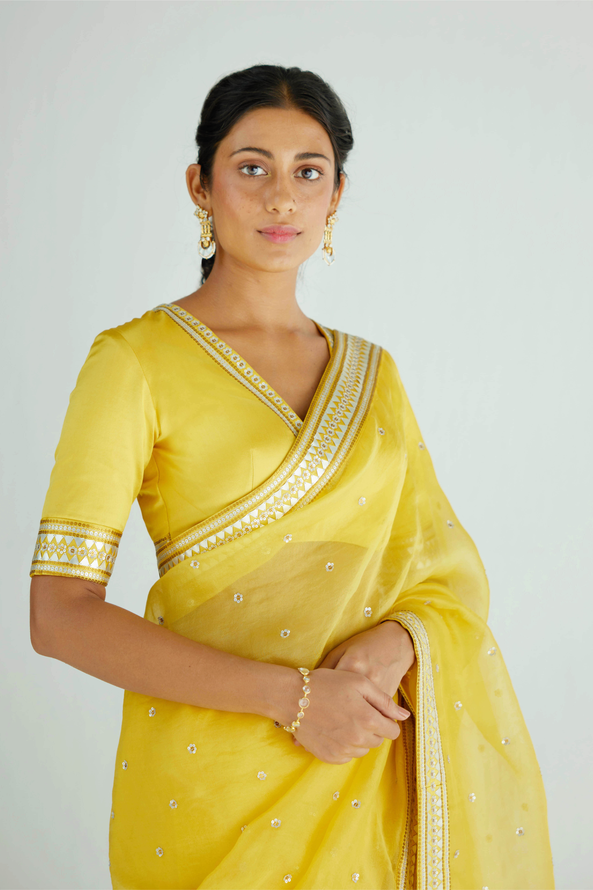 Mirrored Pyramids Border Saree Set