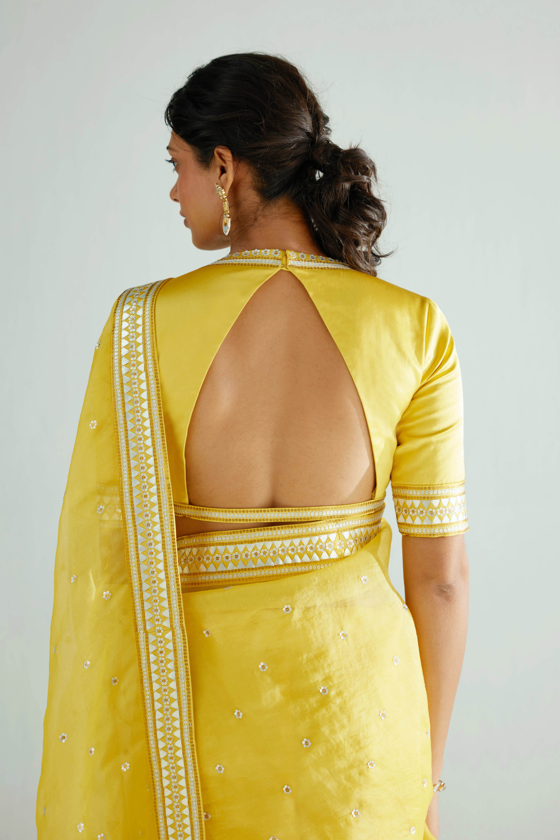 Mirrored Pyramids Border Saree Set