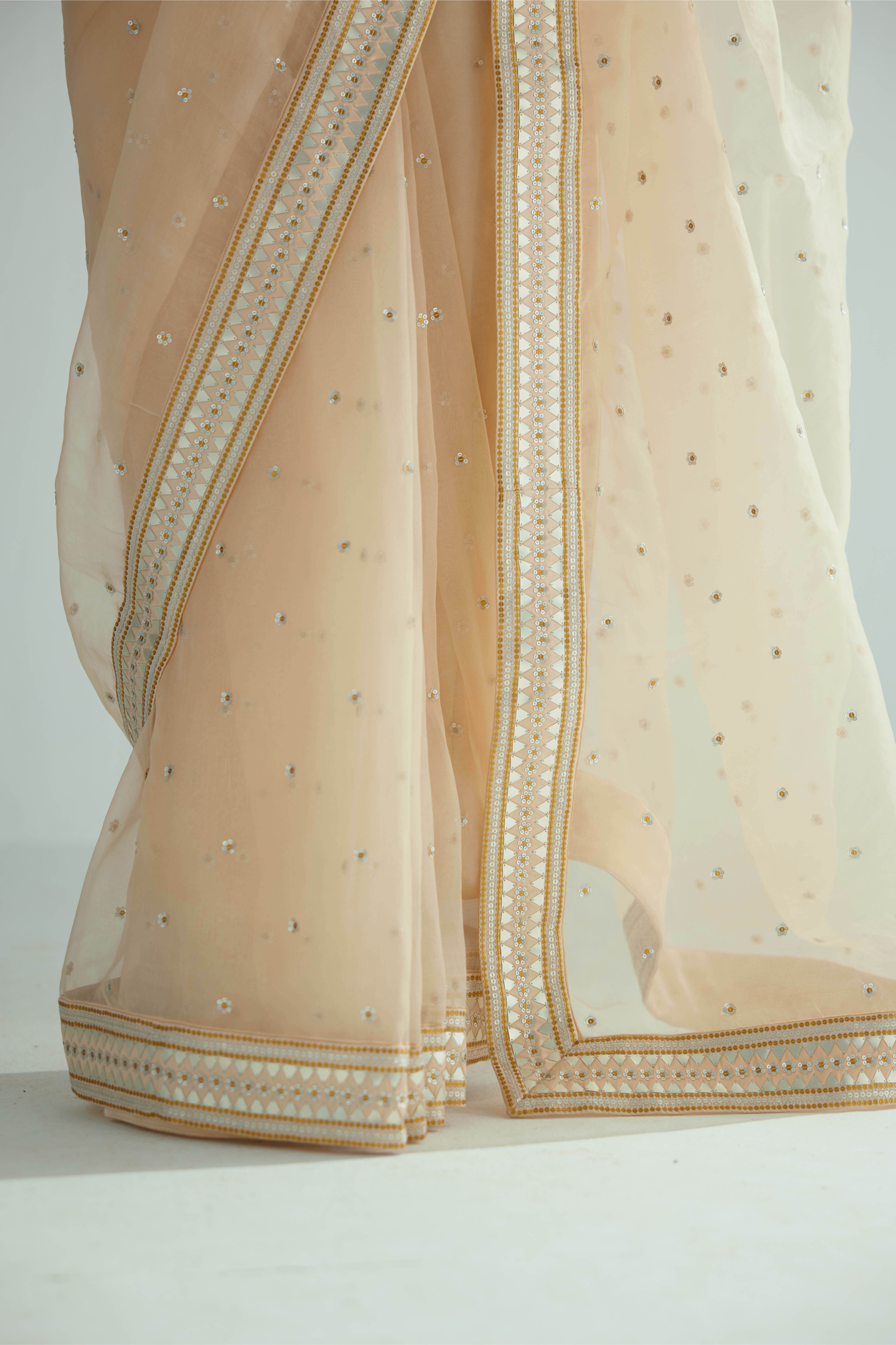 Mirrored Pyramids Border Saree Set