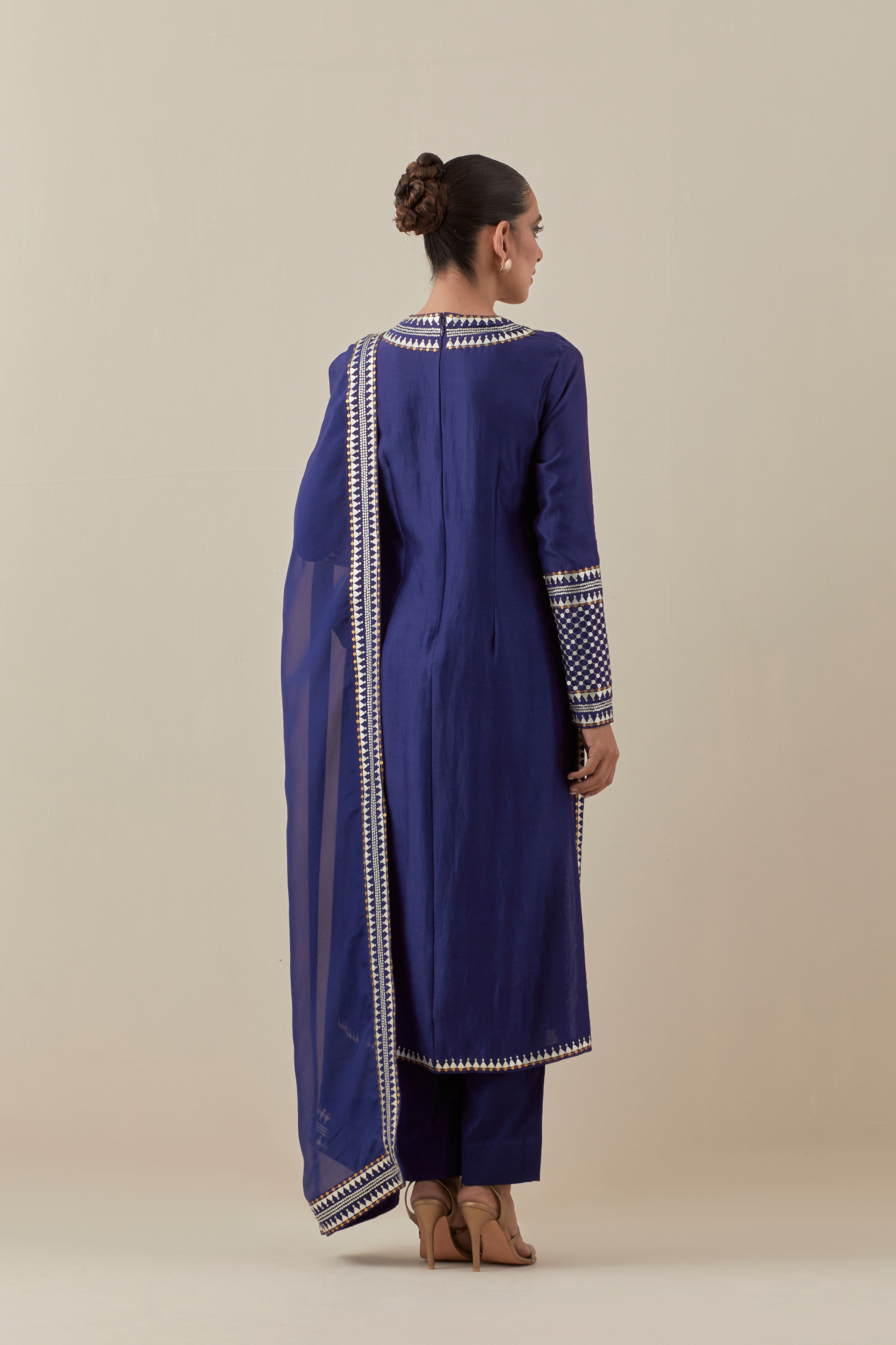 Jaal Border Kurta Set