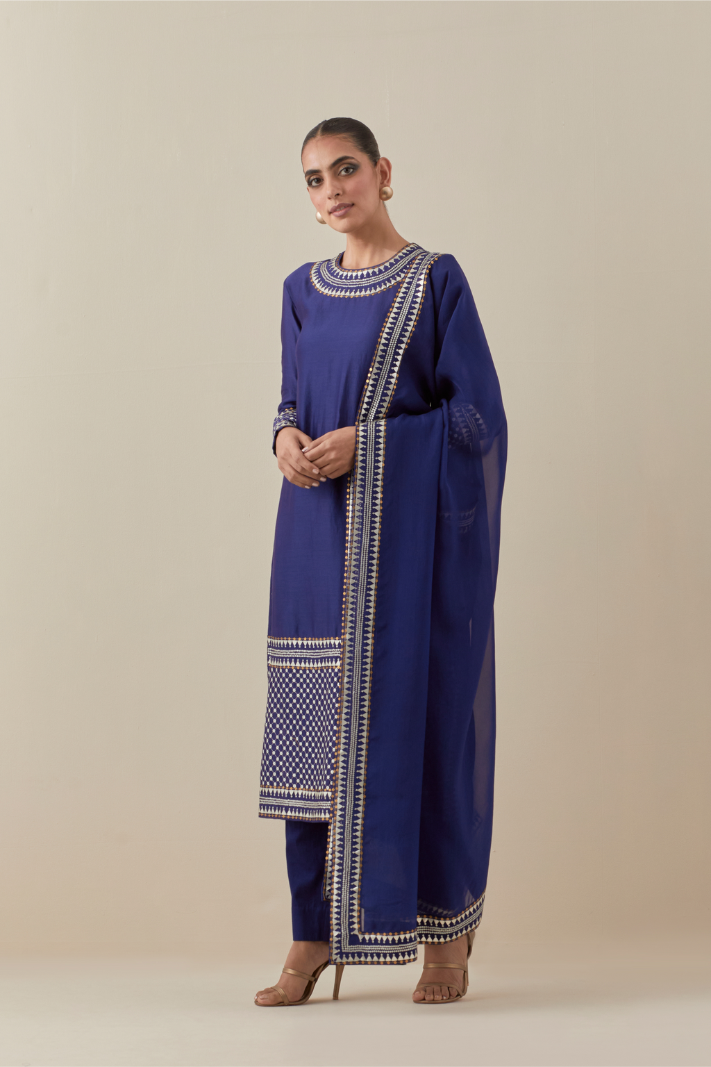 Jaal Border Kurta Set
