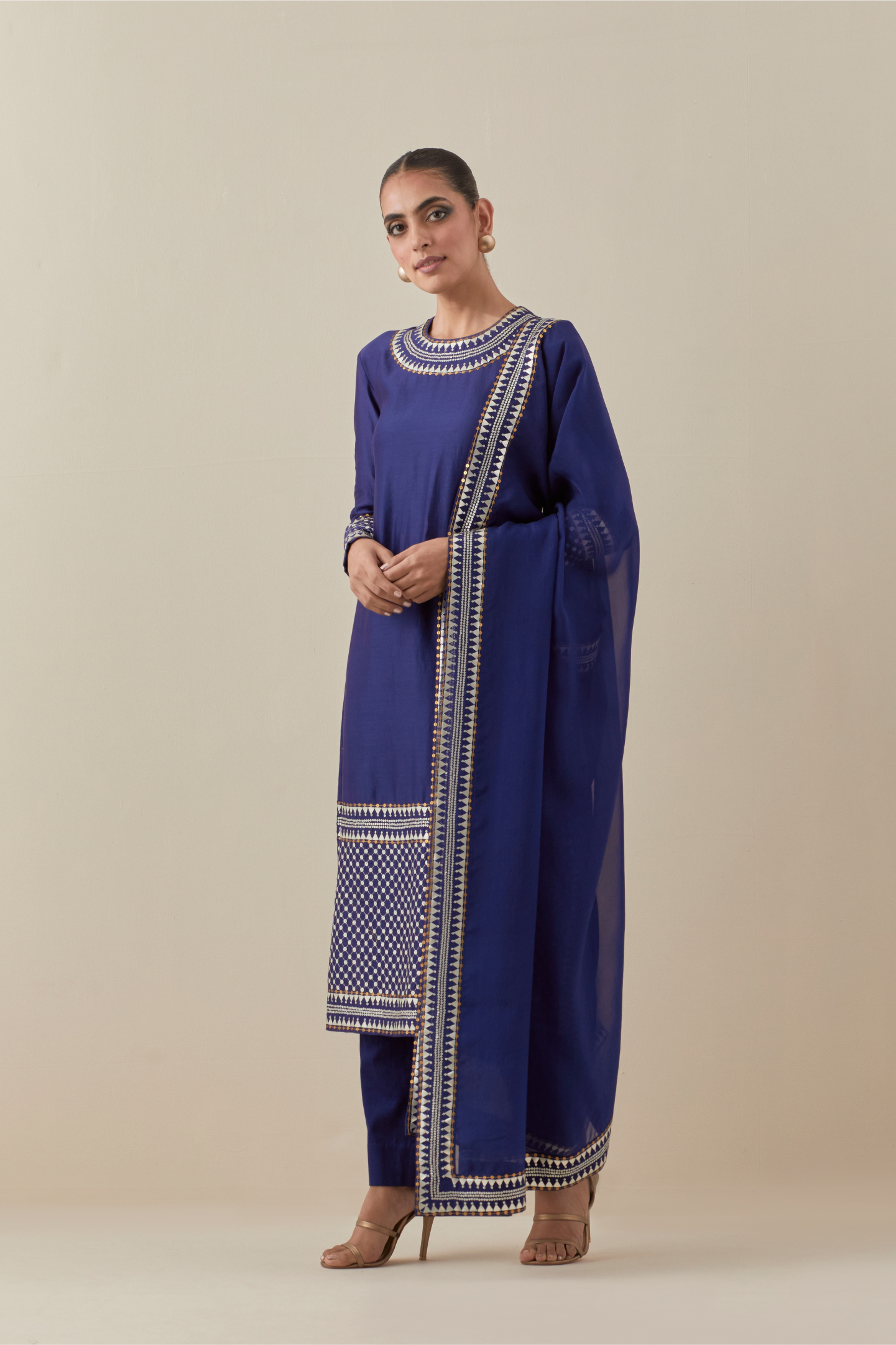 Jaal Border Kurta Set