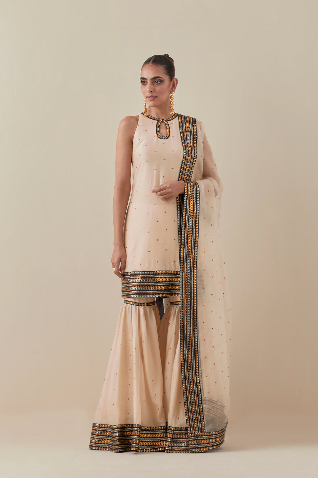 Inverted Mini Fence Border Garara Set