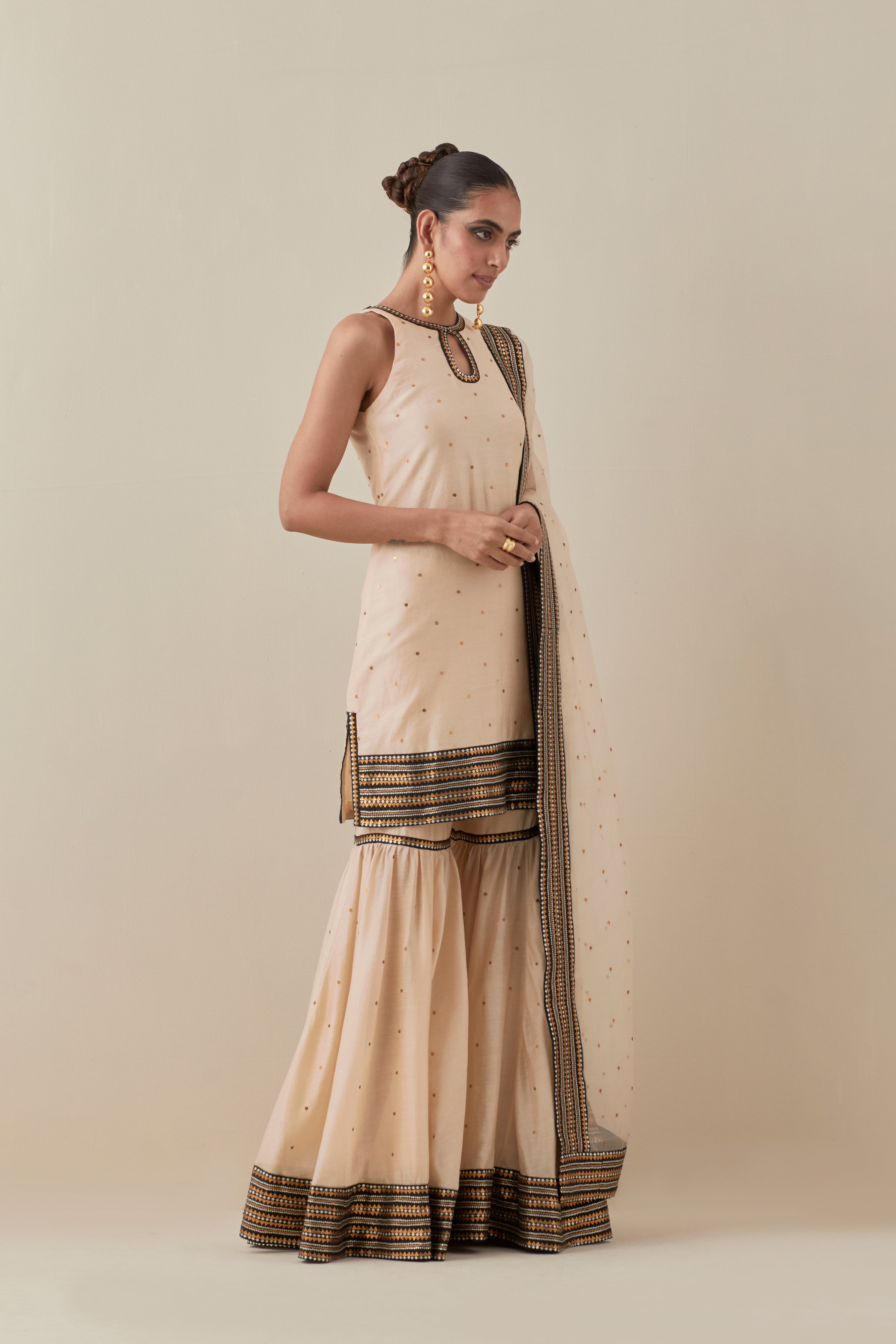 Inverted Mini Fence Border Garara Set