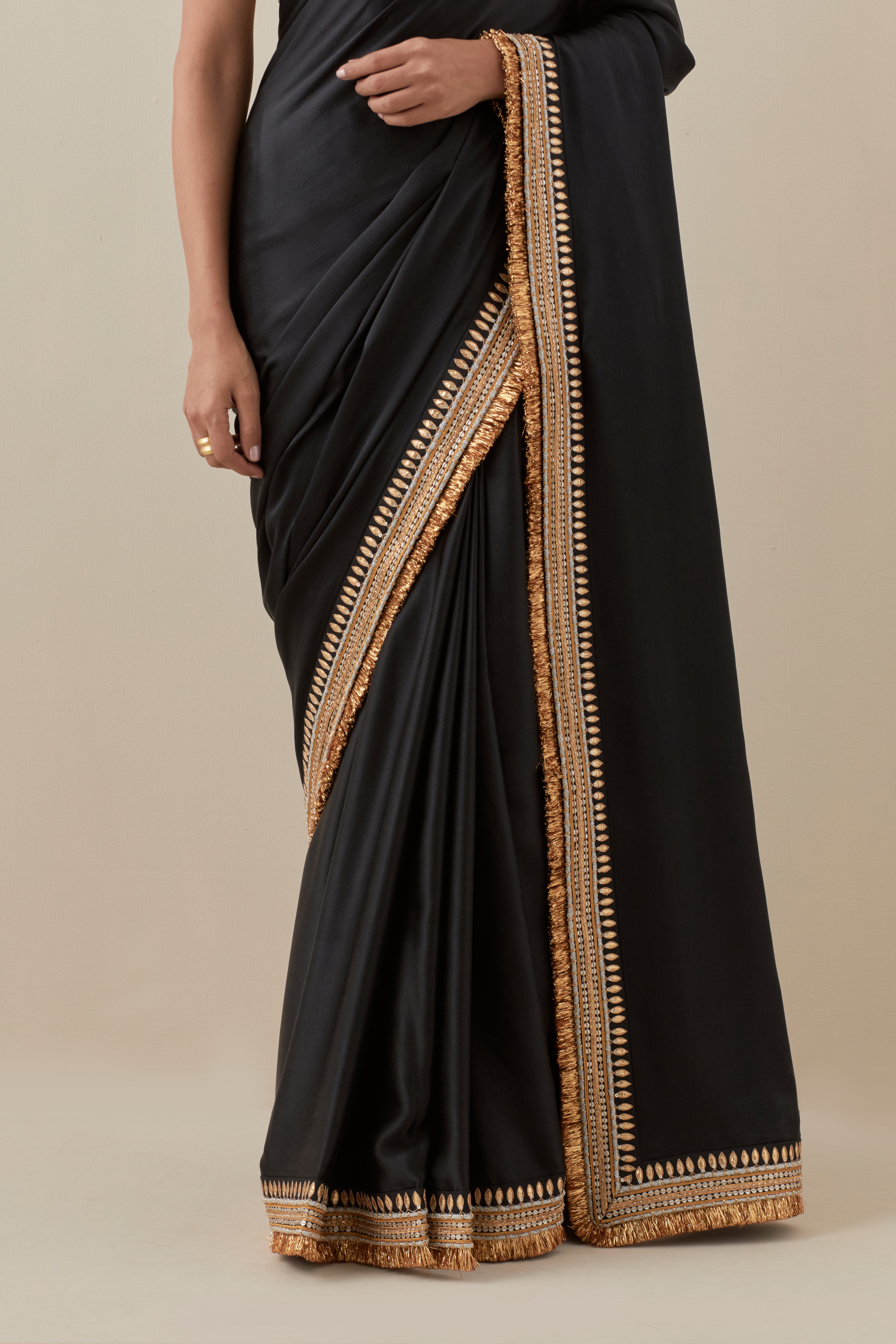 Gota And Jhaalar Border Saree