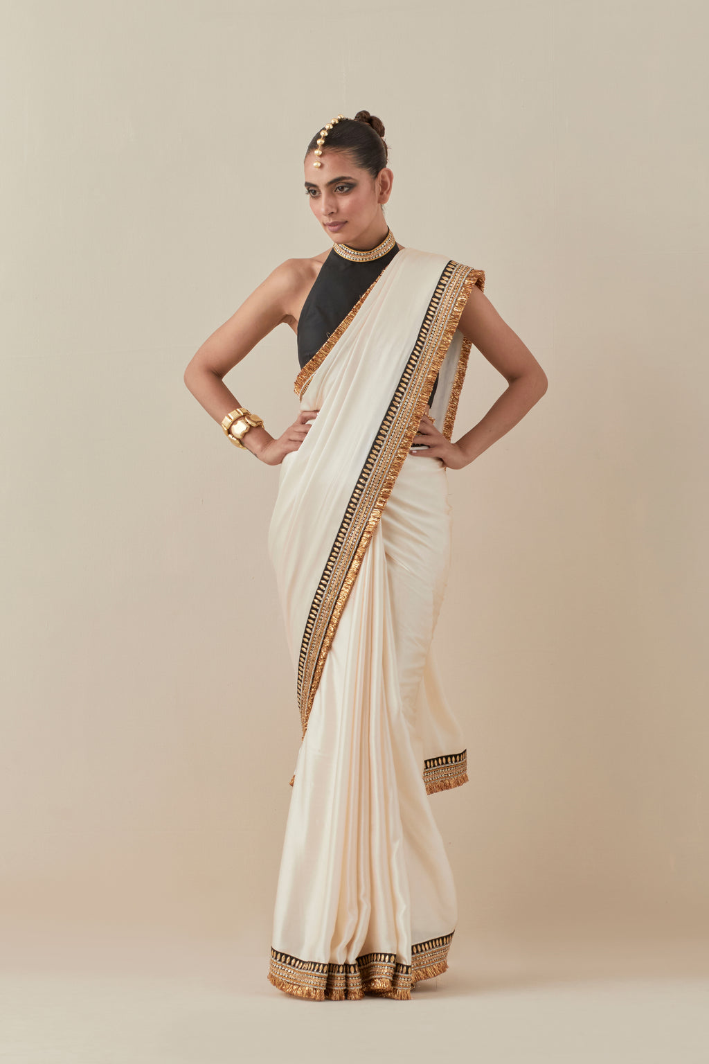 Gota And Jhaalar Border Saree