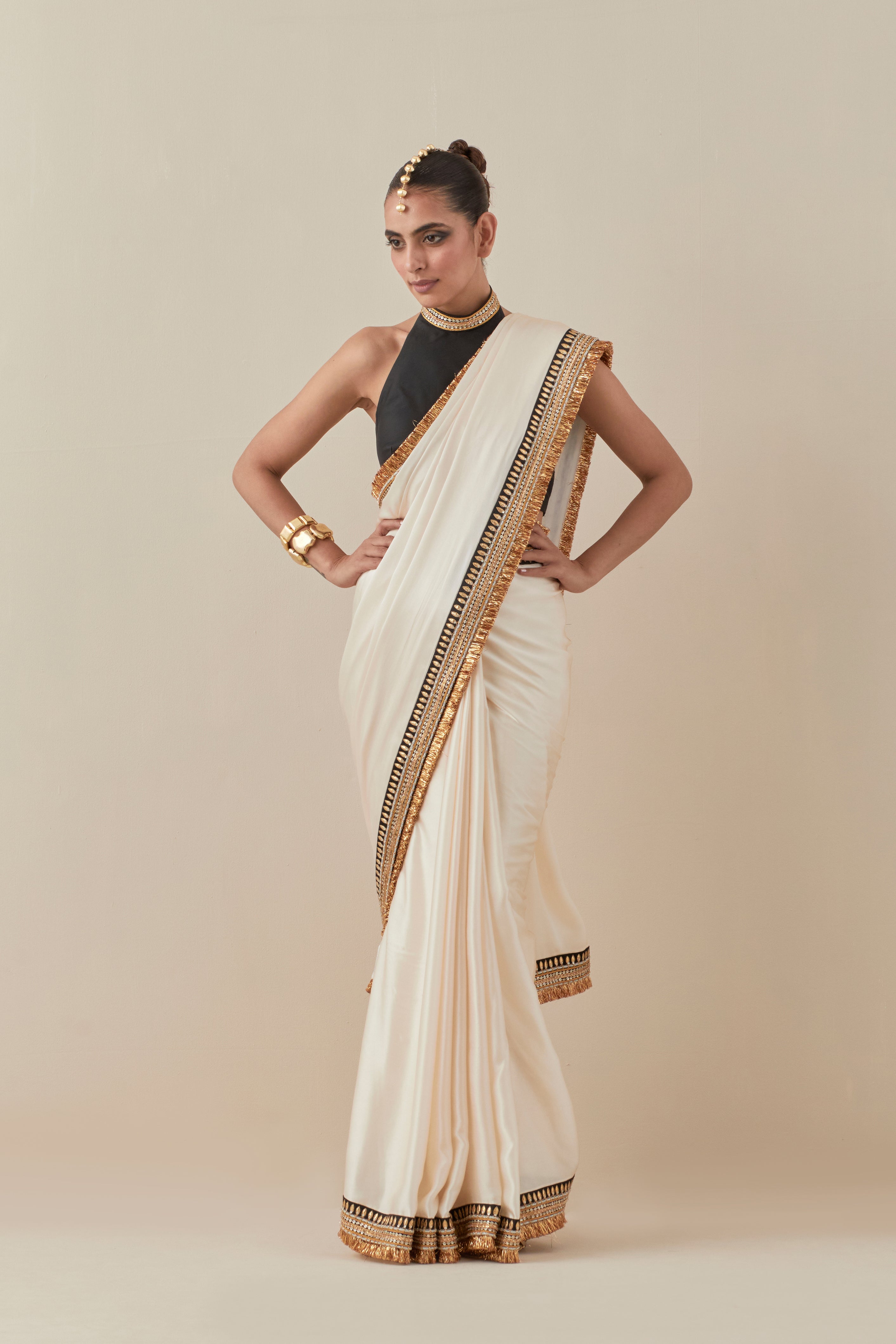 Gota And Jhaalar Border Saree