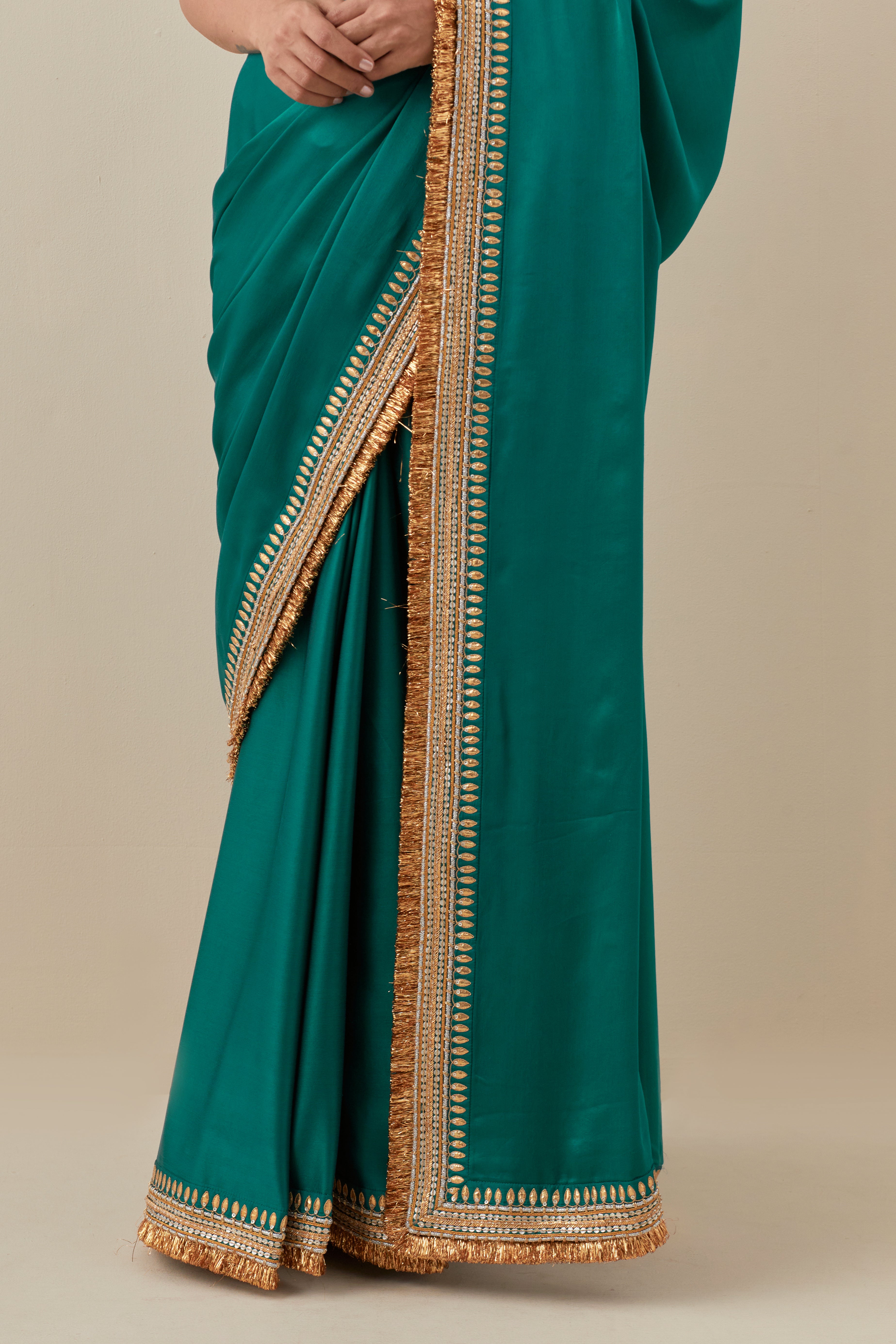 Gota And Jhaalar Border Saree