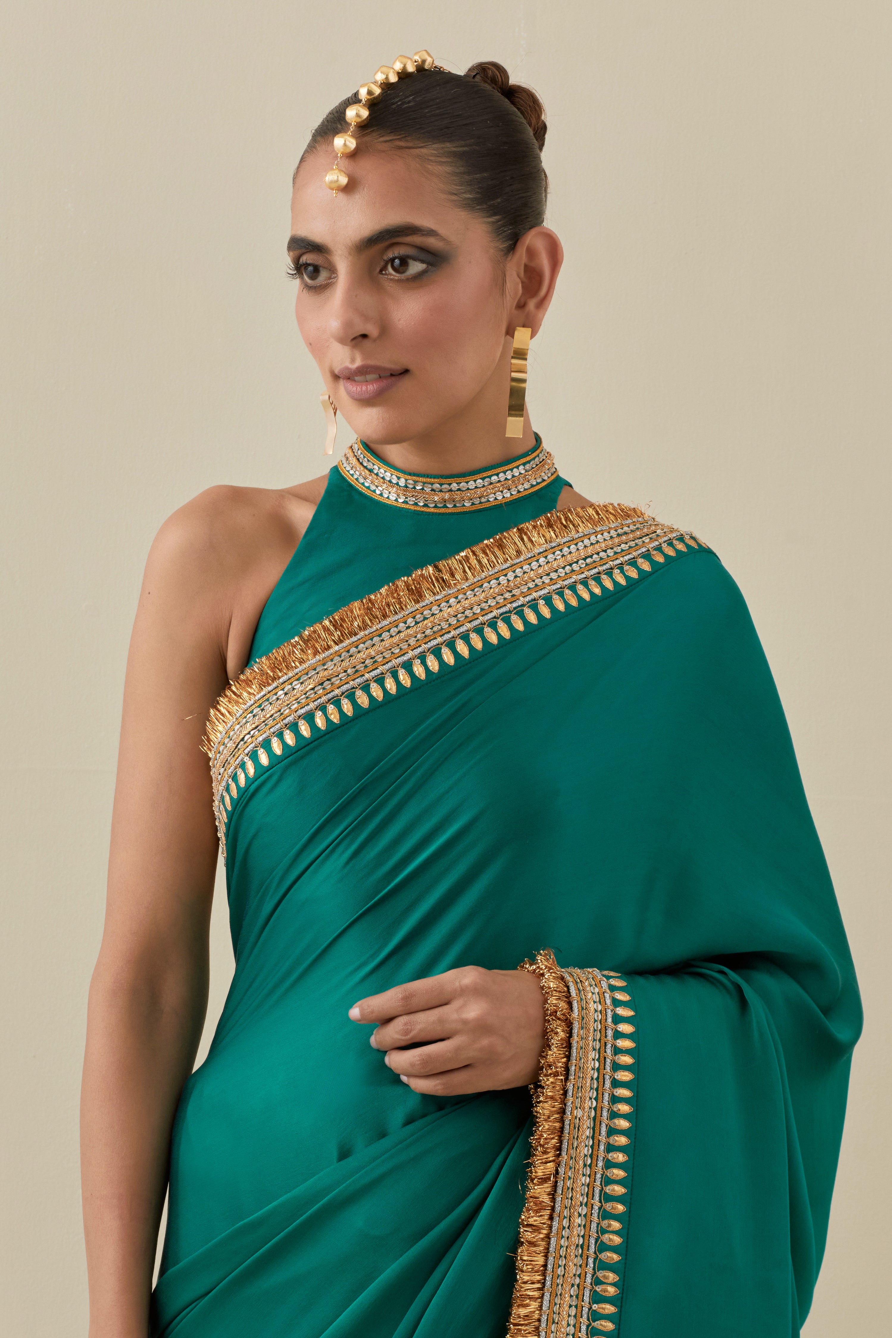 Gota And Jhaalar Border Saree
