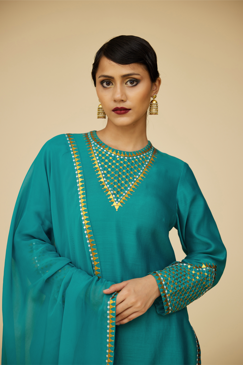 Choker Yoke Kurta Set