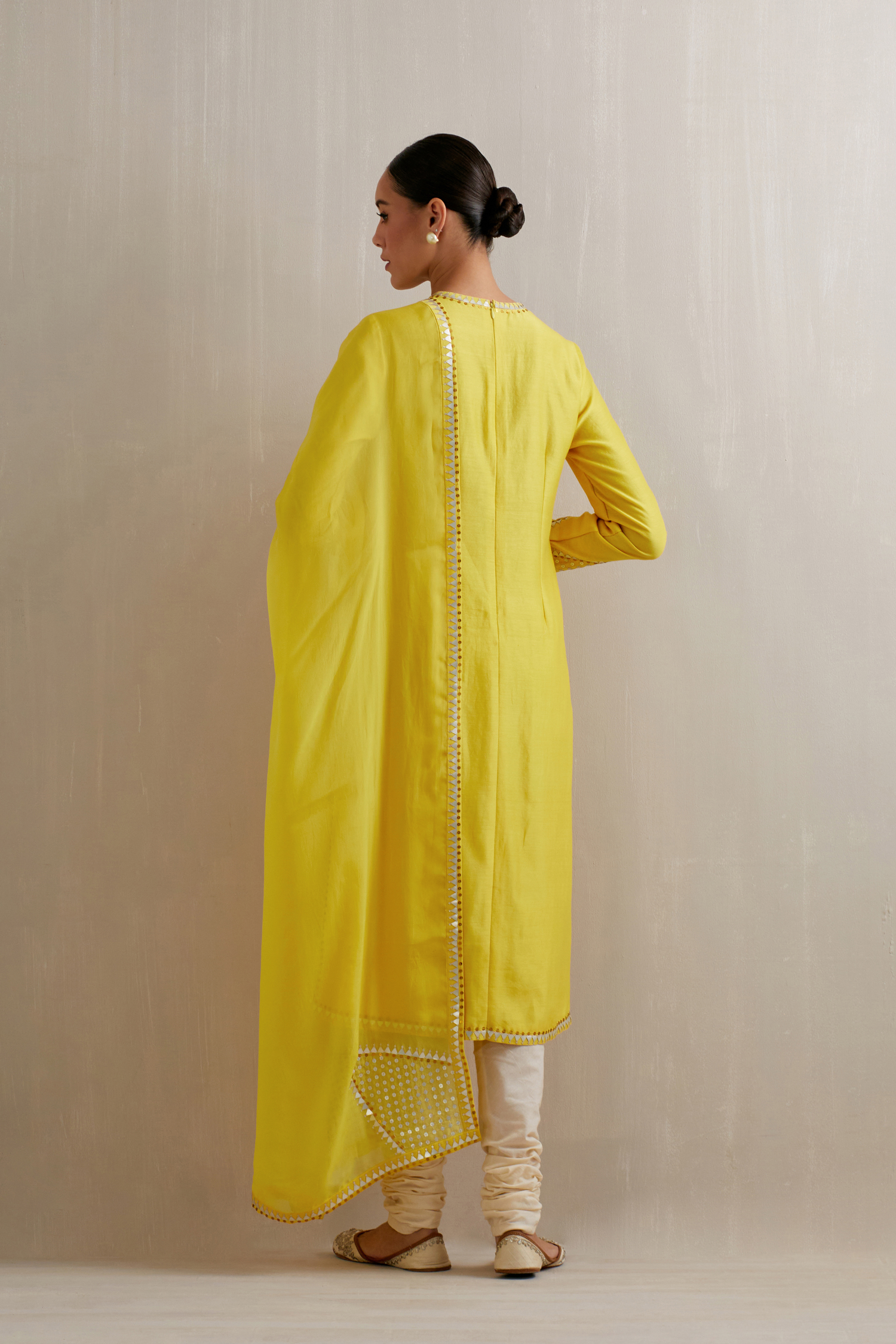Choker Yoke Kurta Set