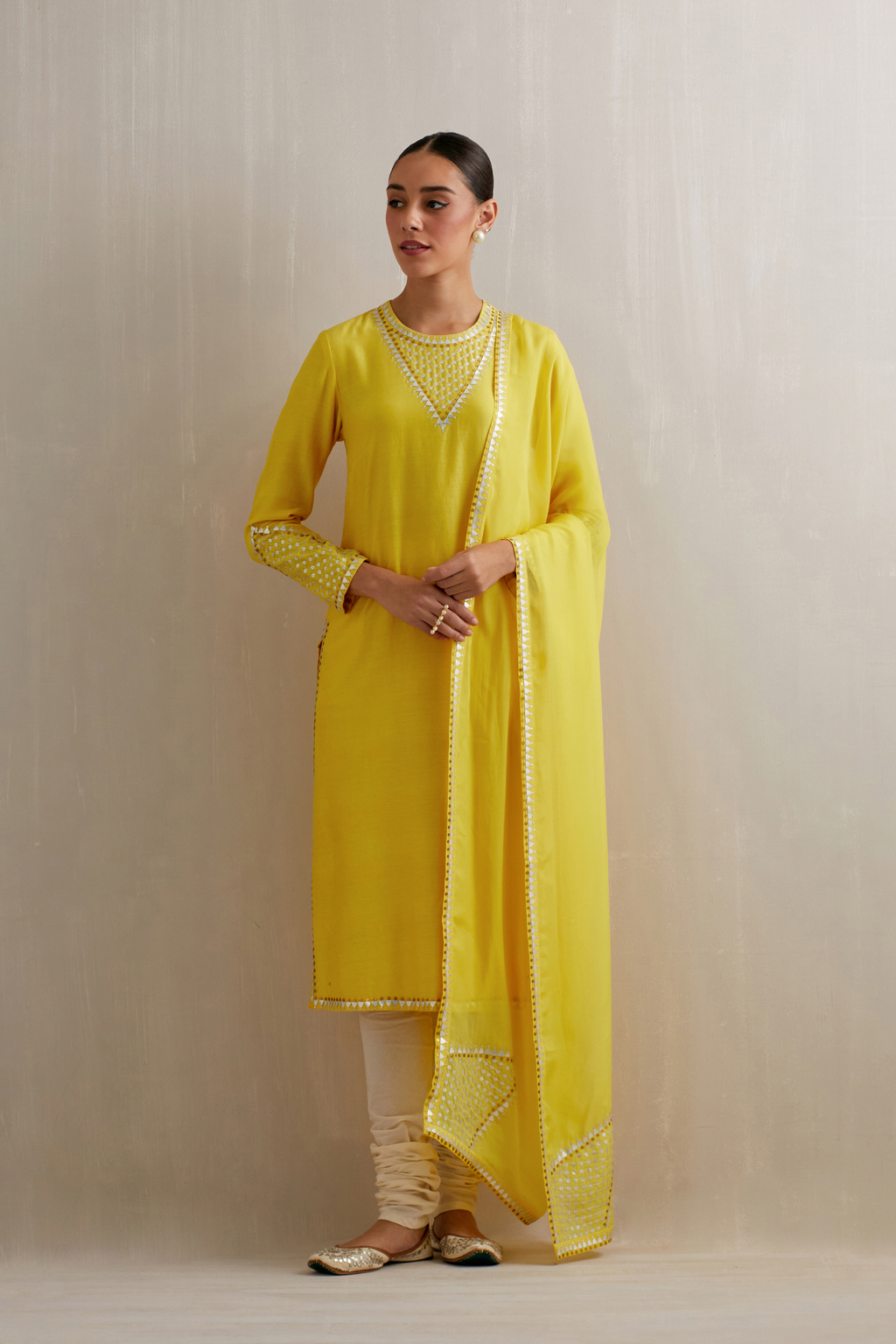 Choker Yoke Kurta Set