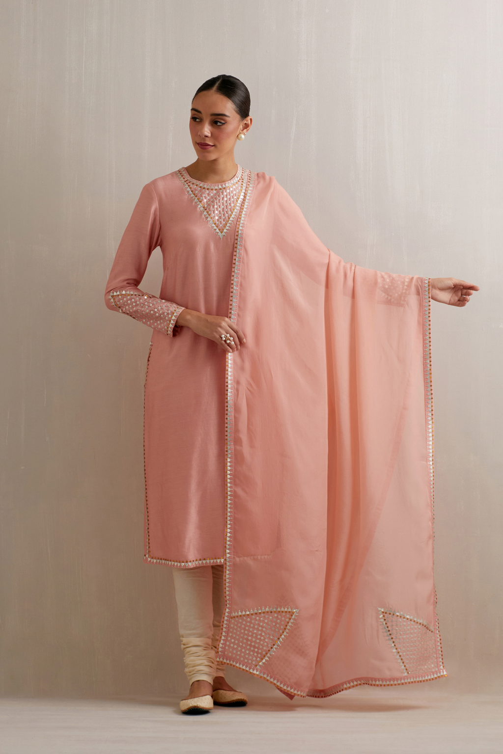 Choker Yoke Kurta Set