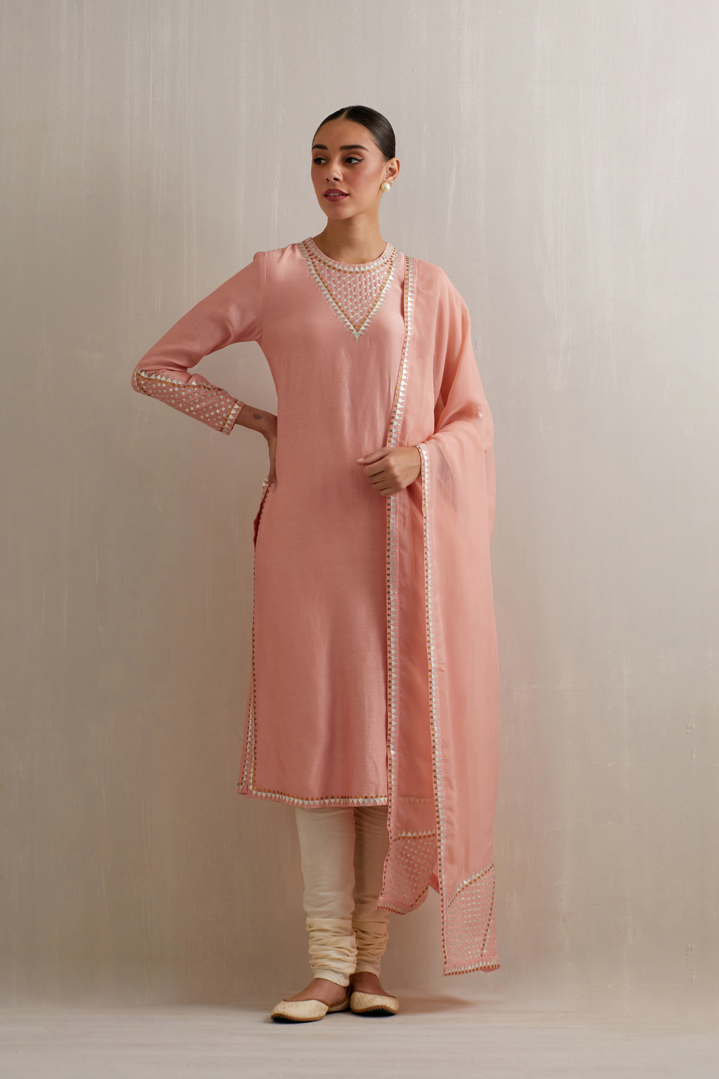 Choker Yoke Kurta Set
