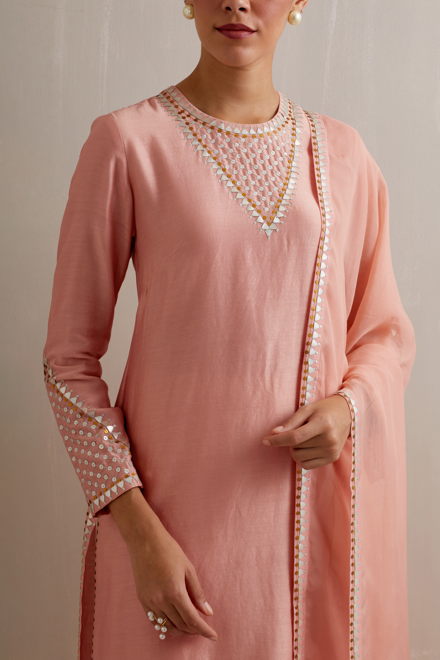 Choker Yoke Kurta Set