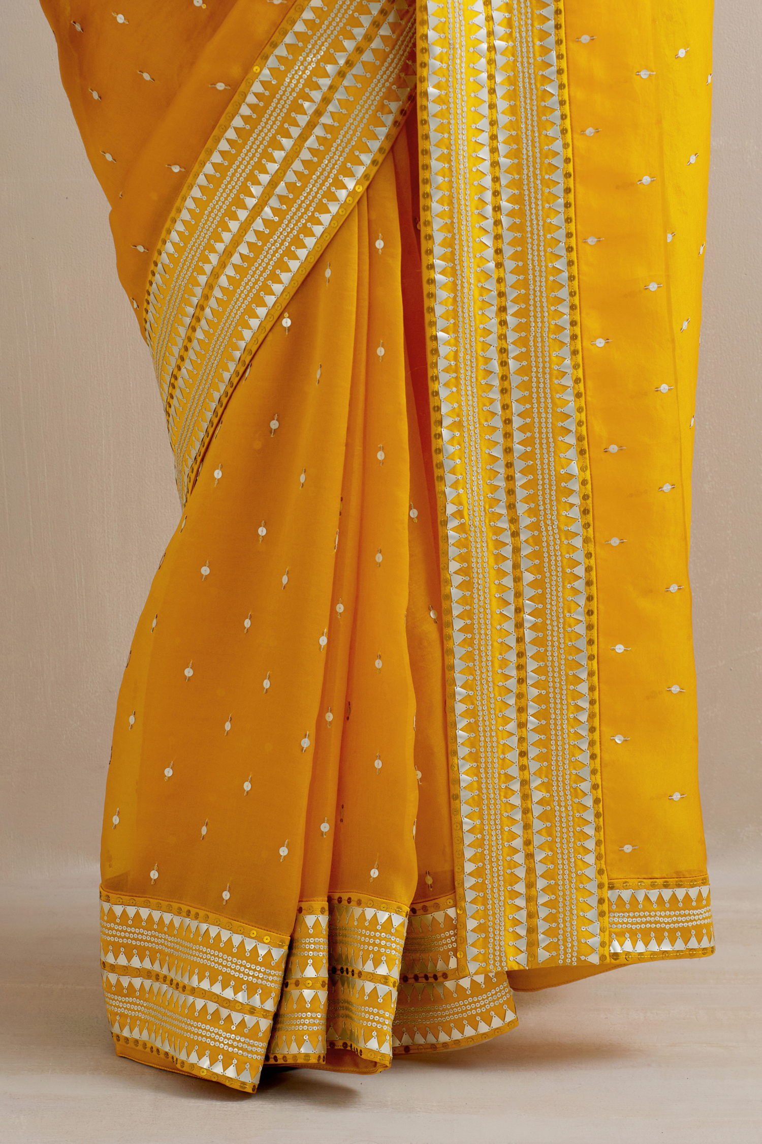 Inverted Fence Border Saree Set