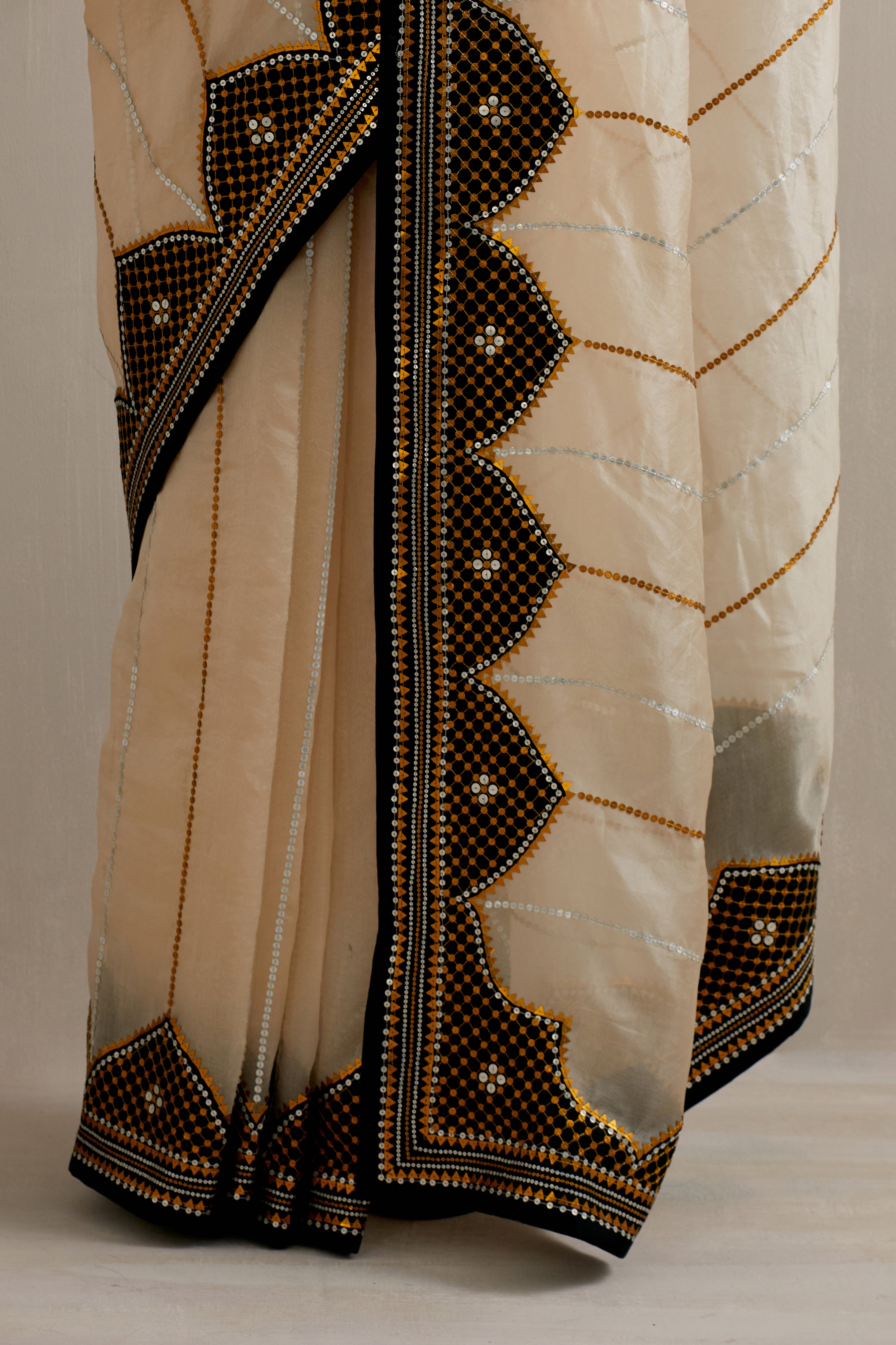 Dome And Jaal Saree Set