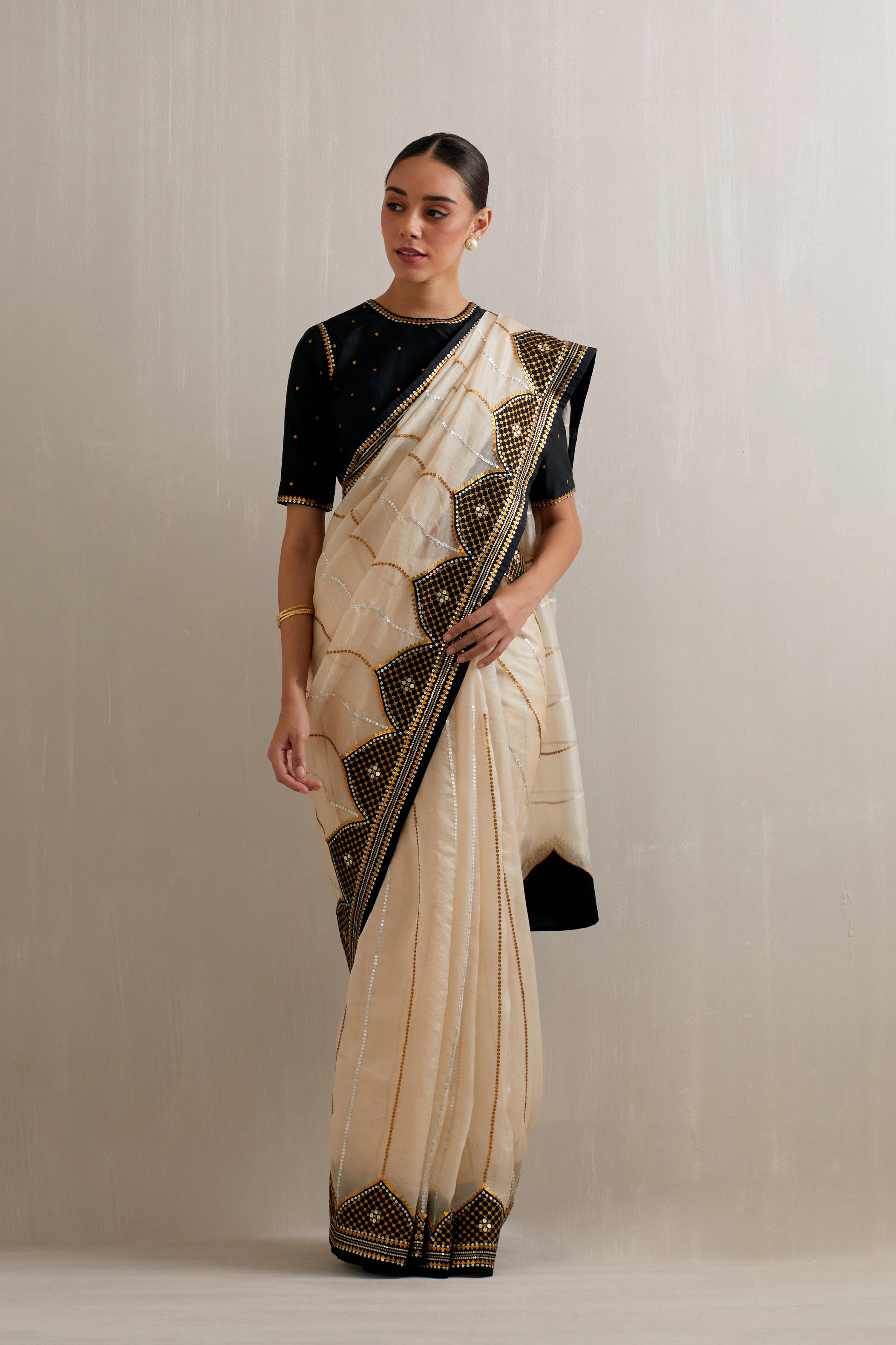 Dome And Jaal Saree Set