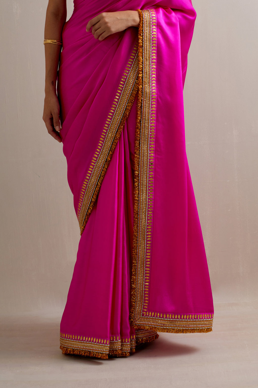 Gota And Jhaalar Border Saree