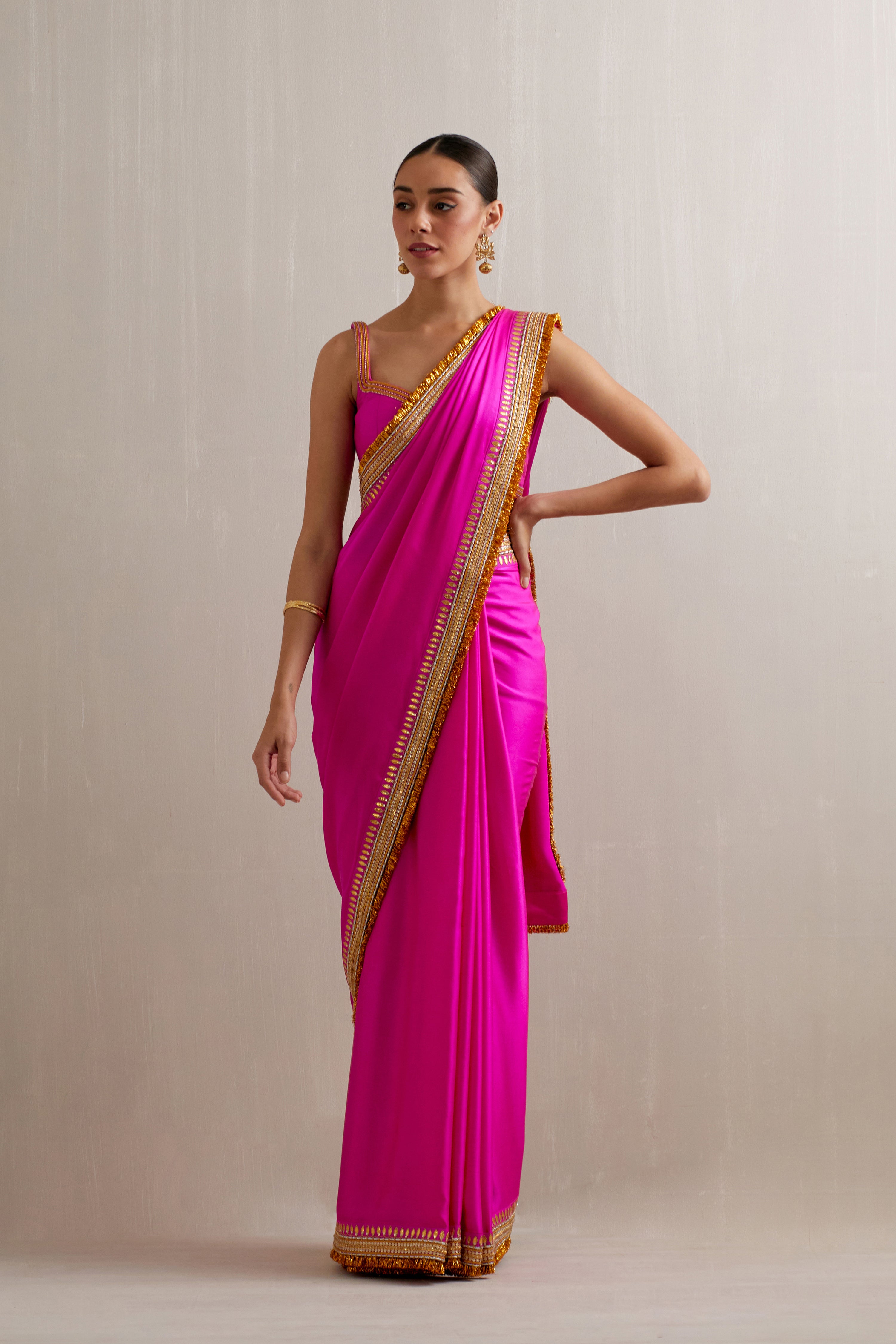 Gota And Jhaalar Border Saree