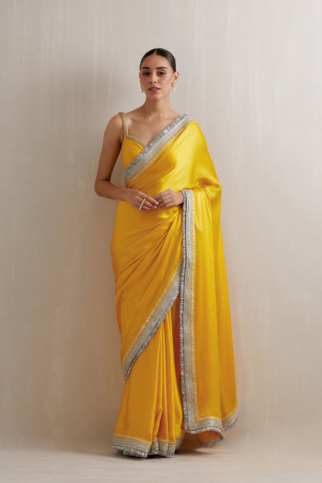 Gota And Jhaalar Border Saree