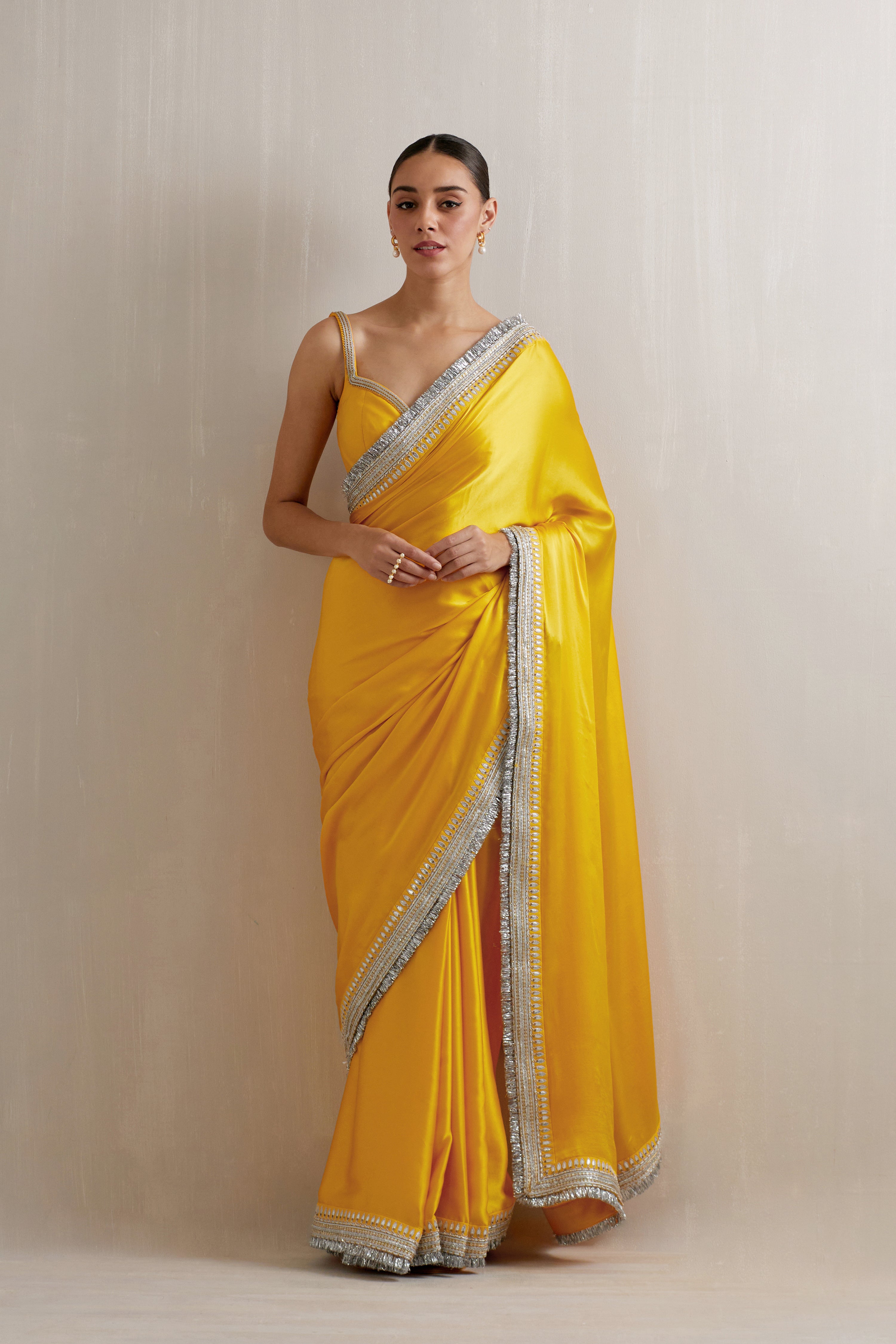 Gota And Jhaalar Border Saree