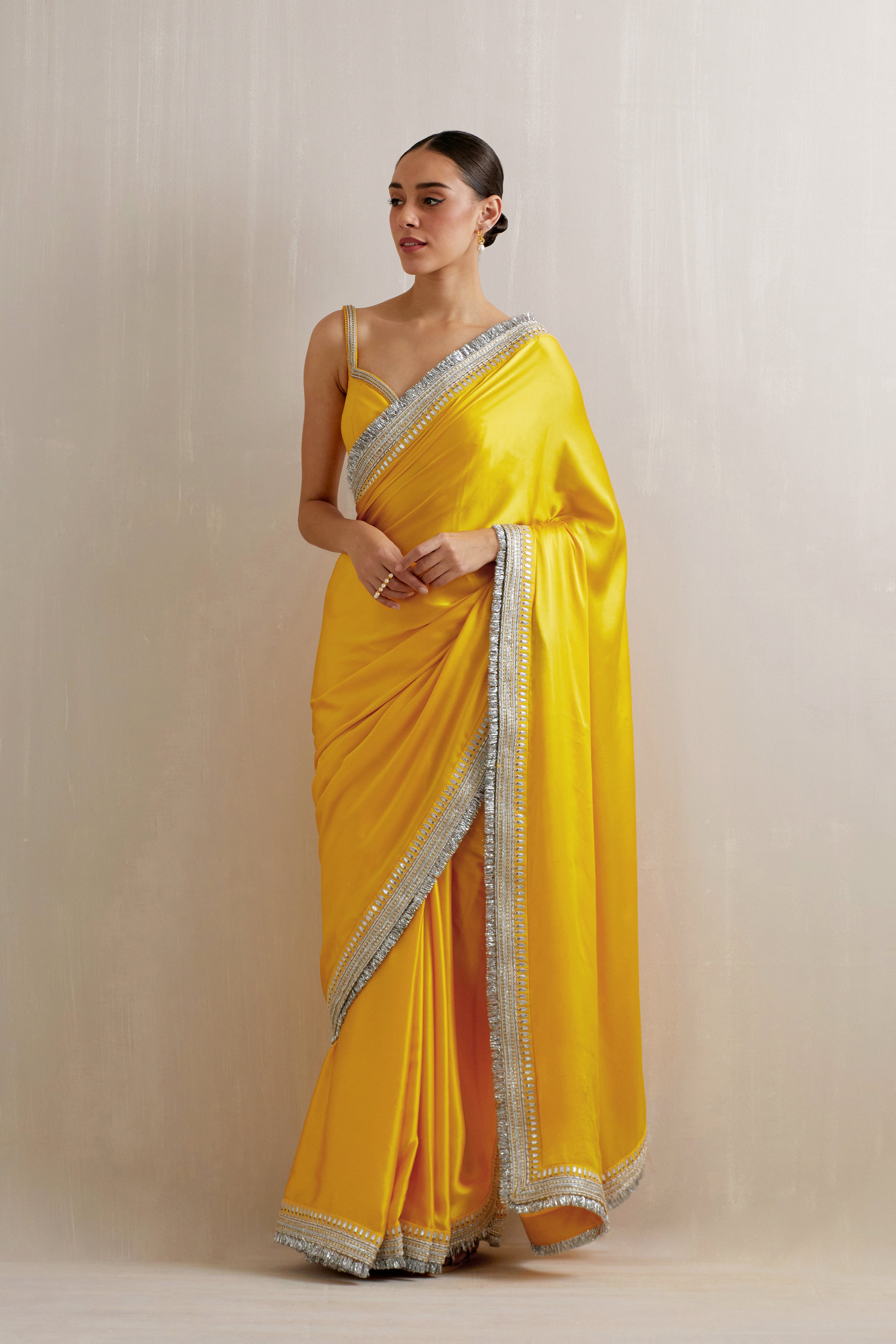 Gota And Jhaalar Border Saree