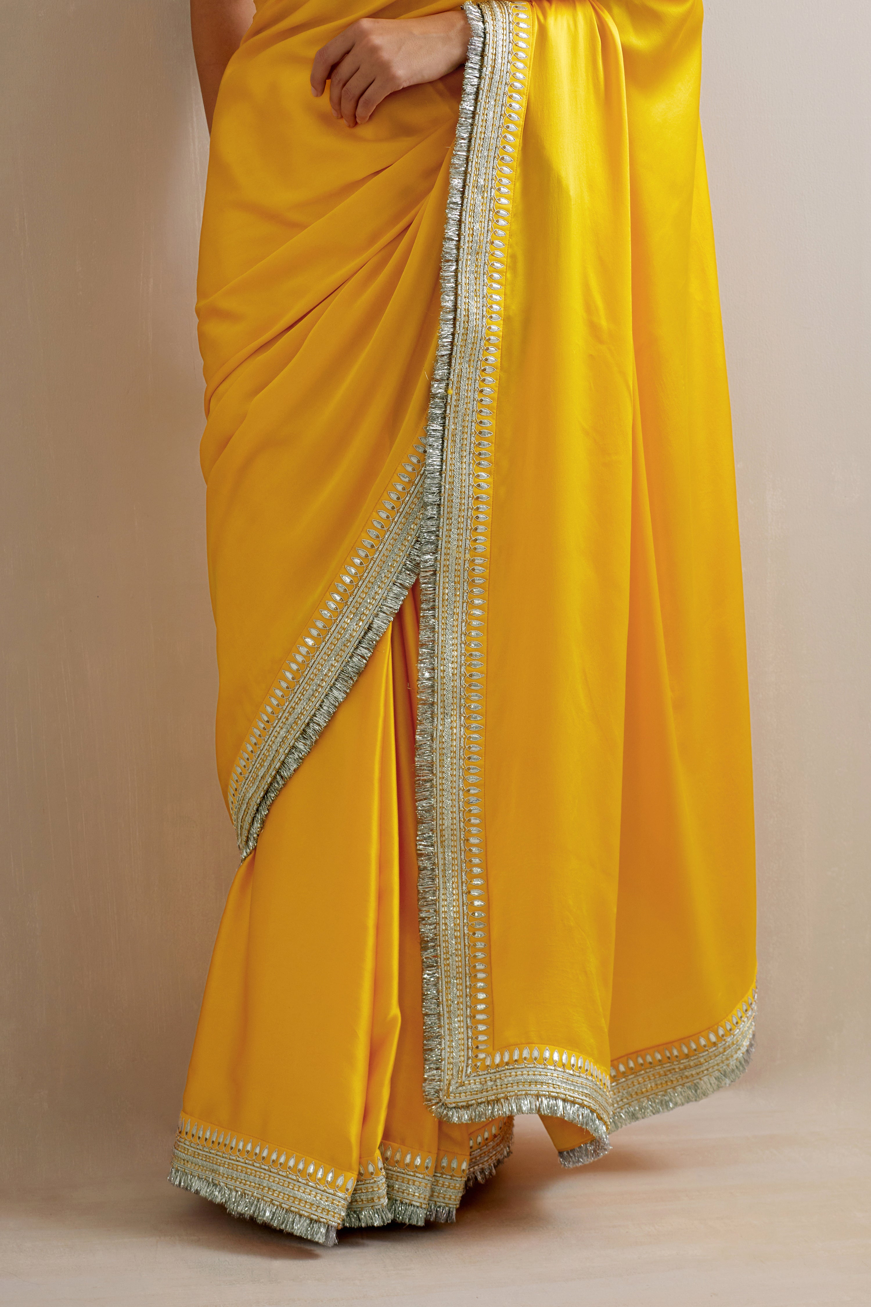Gota And Jhaalar Border Saree