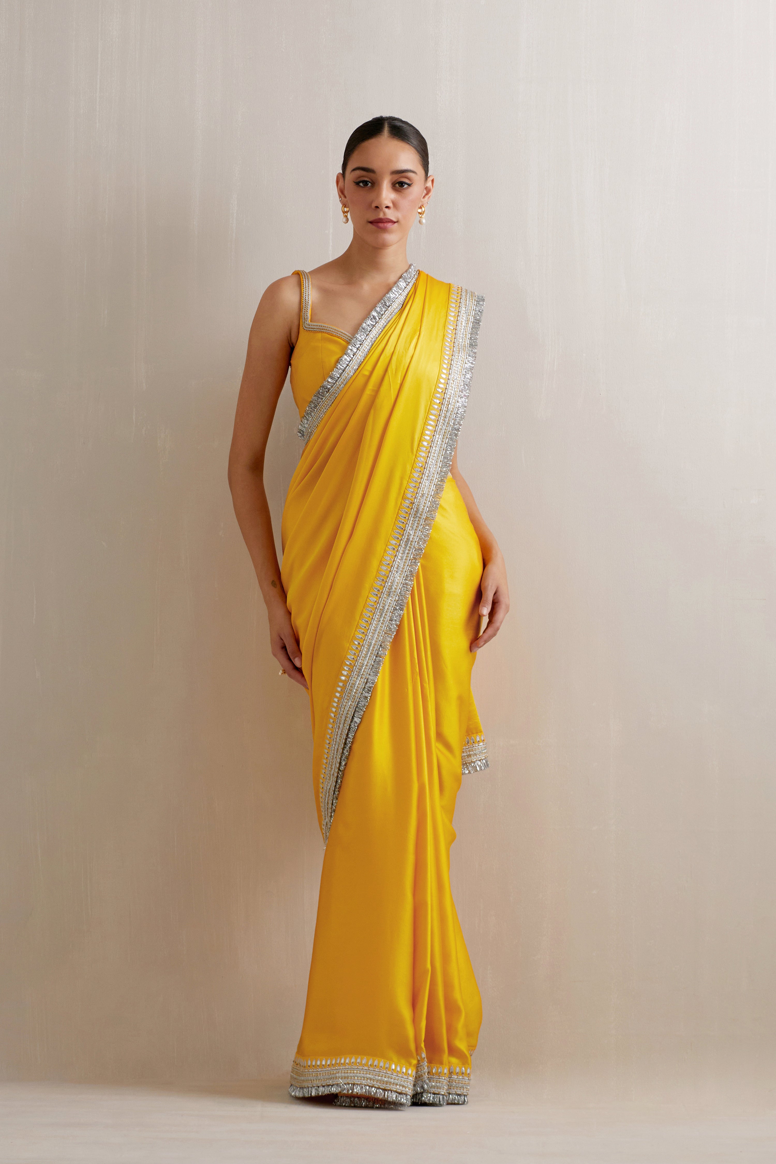 Gota And Jhaalar Border Saree