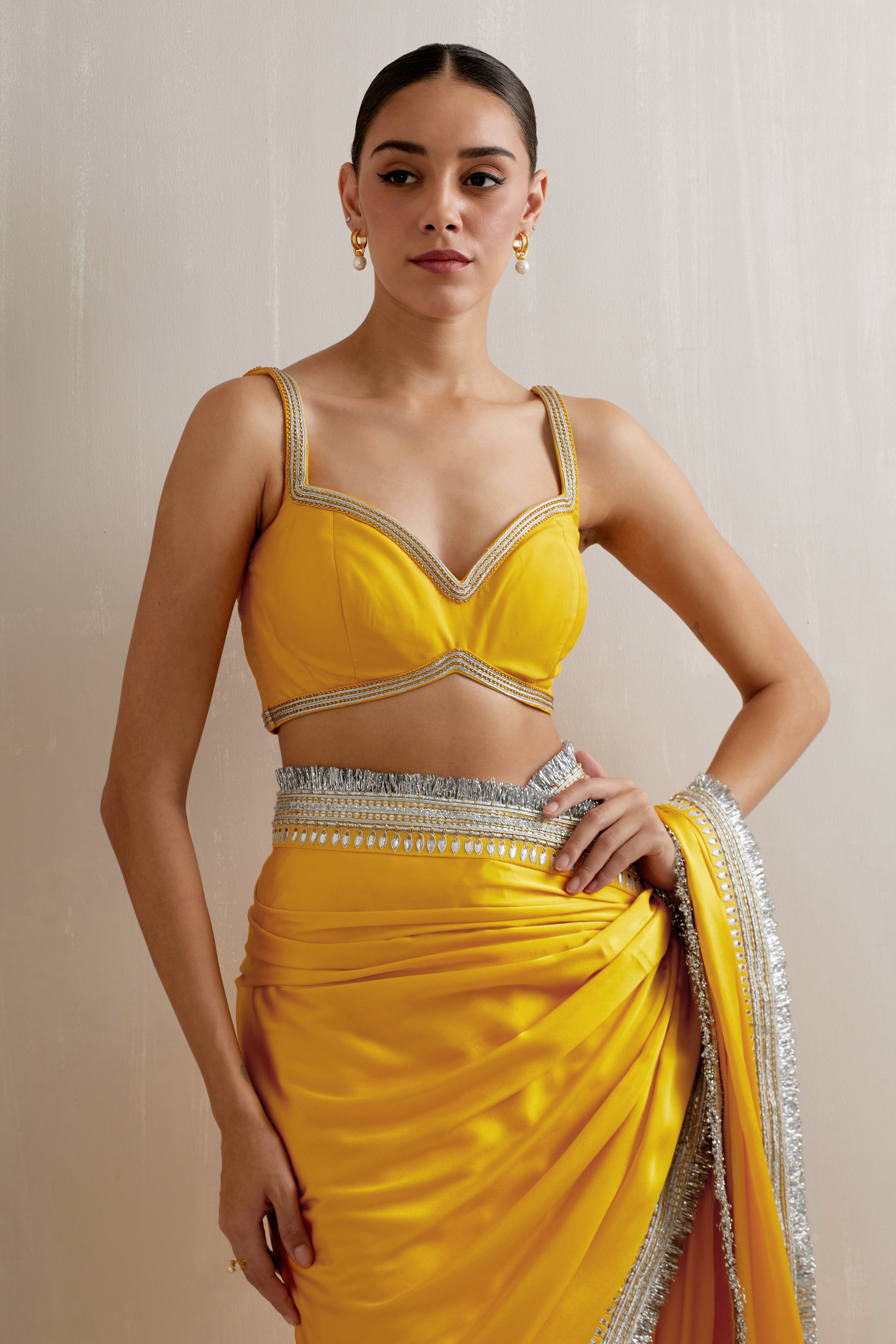 Gota And Jhaalar Border Saree