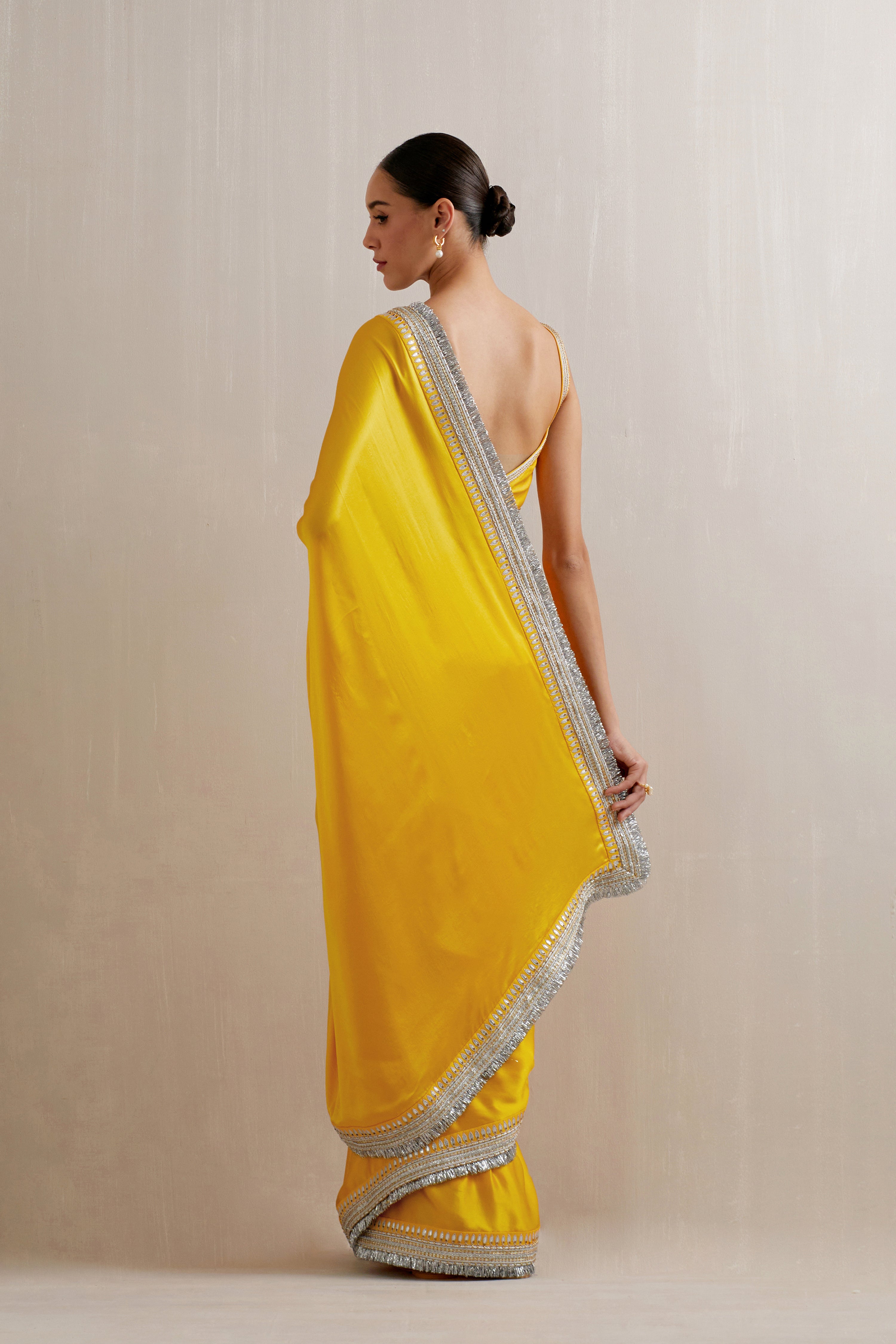 Gota And Jhaalar Border Saree