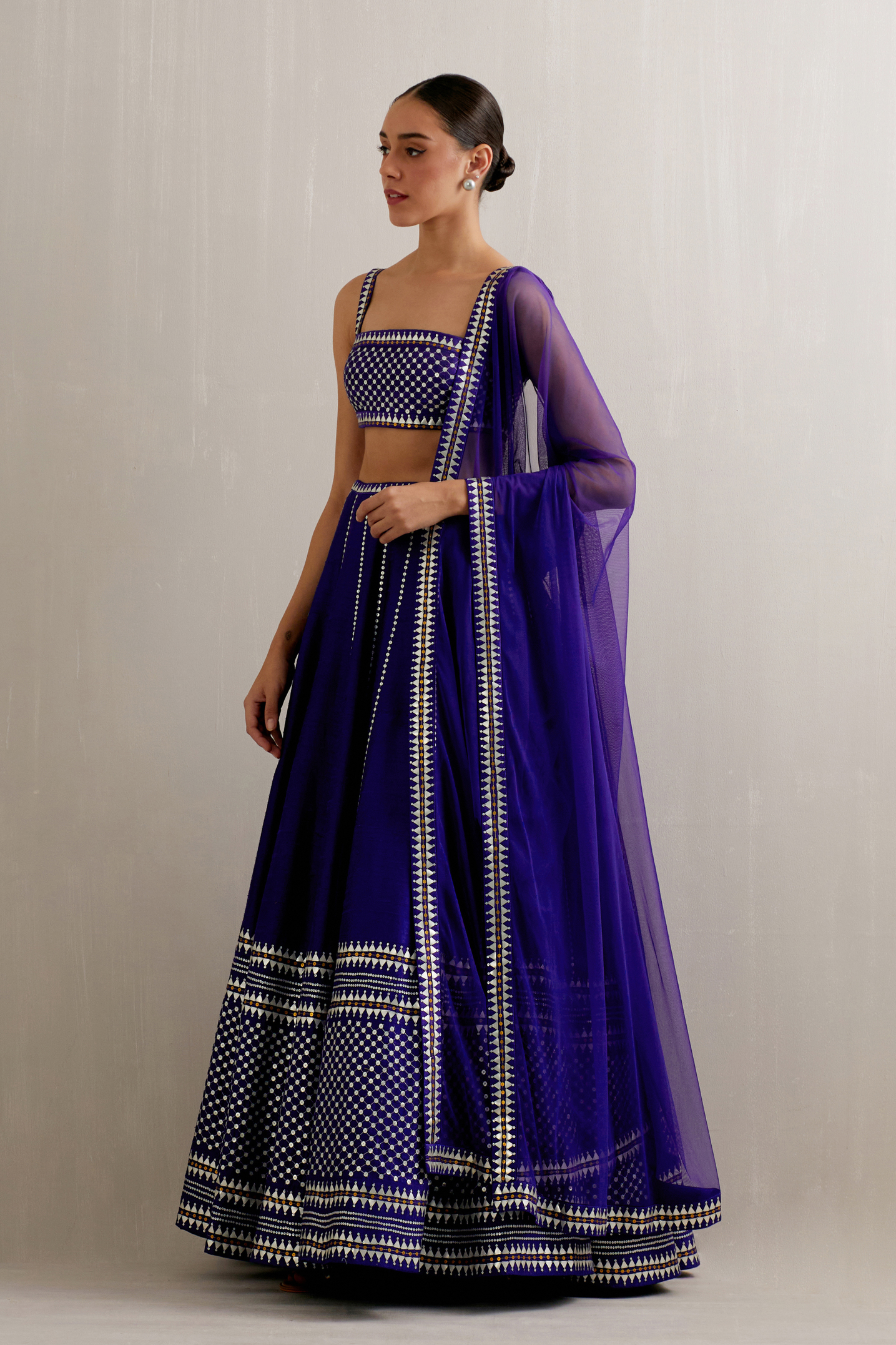 Jaal Border Lehenga Set