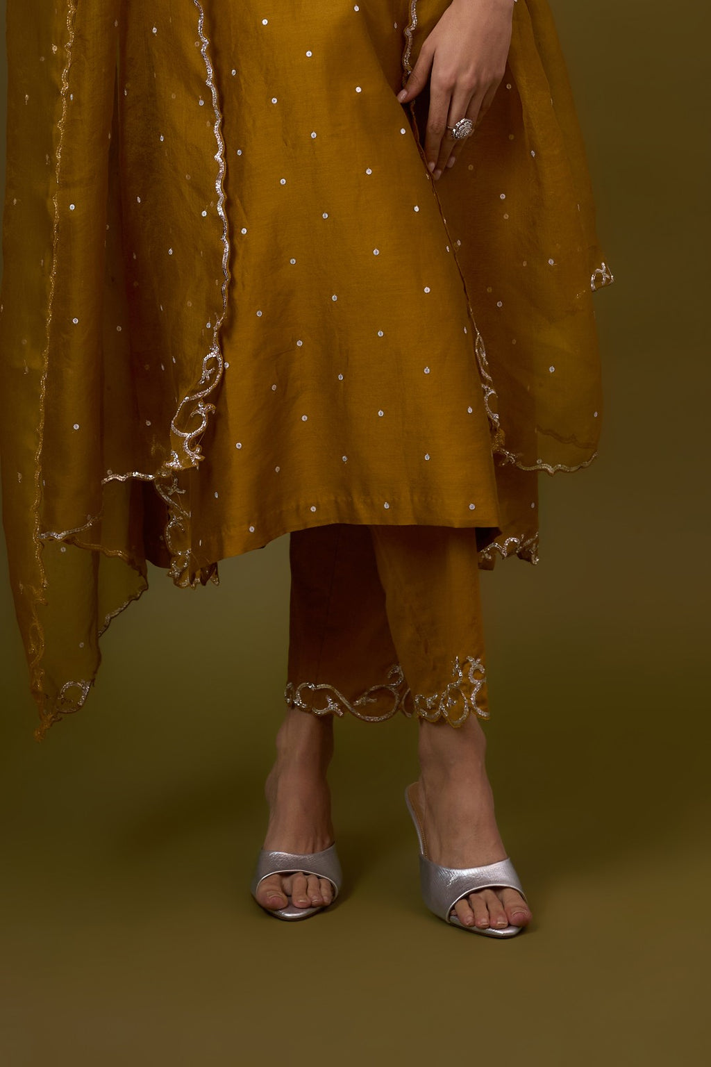 Baroque Yoke Kurta Set
