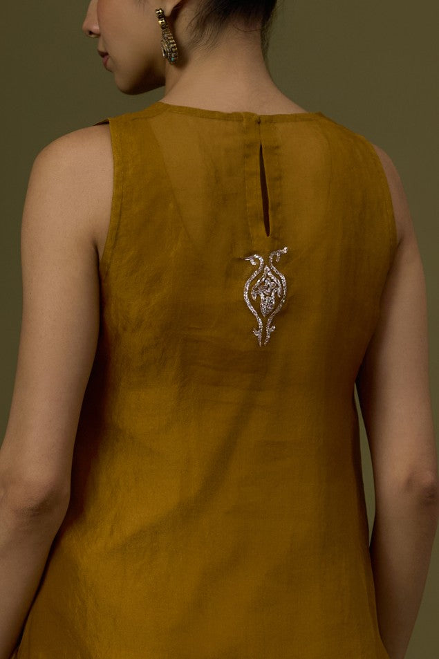 Baroque Repeat Kurta Set